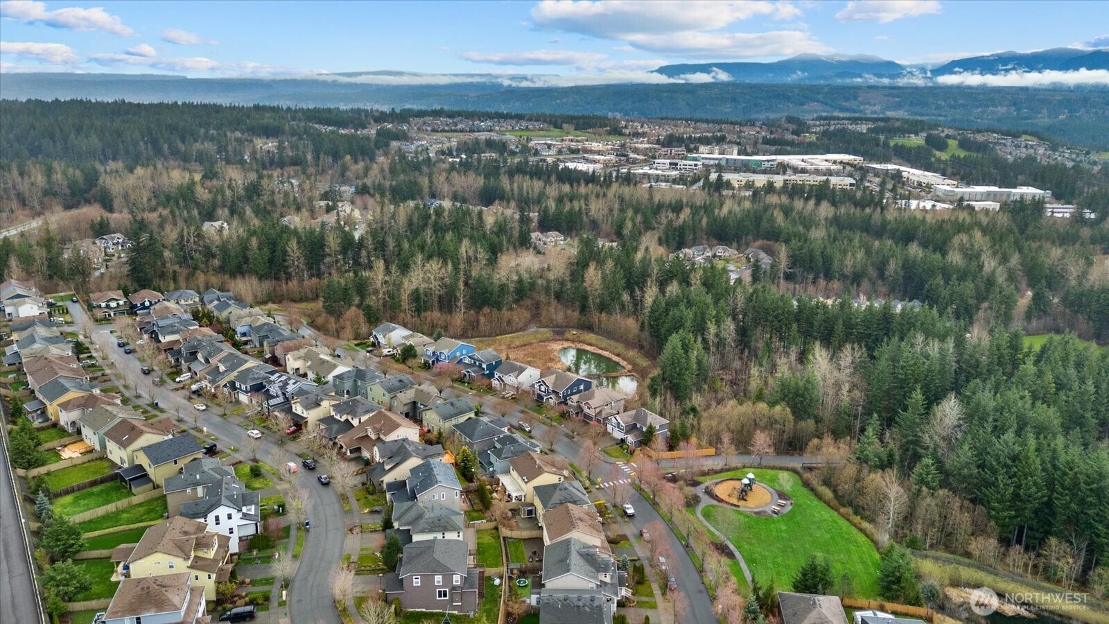 9219 Jacobia Avenue SE, Snoqualmie, WA 98065