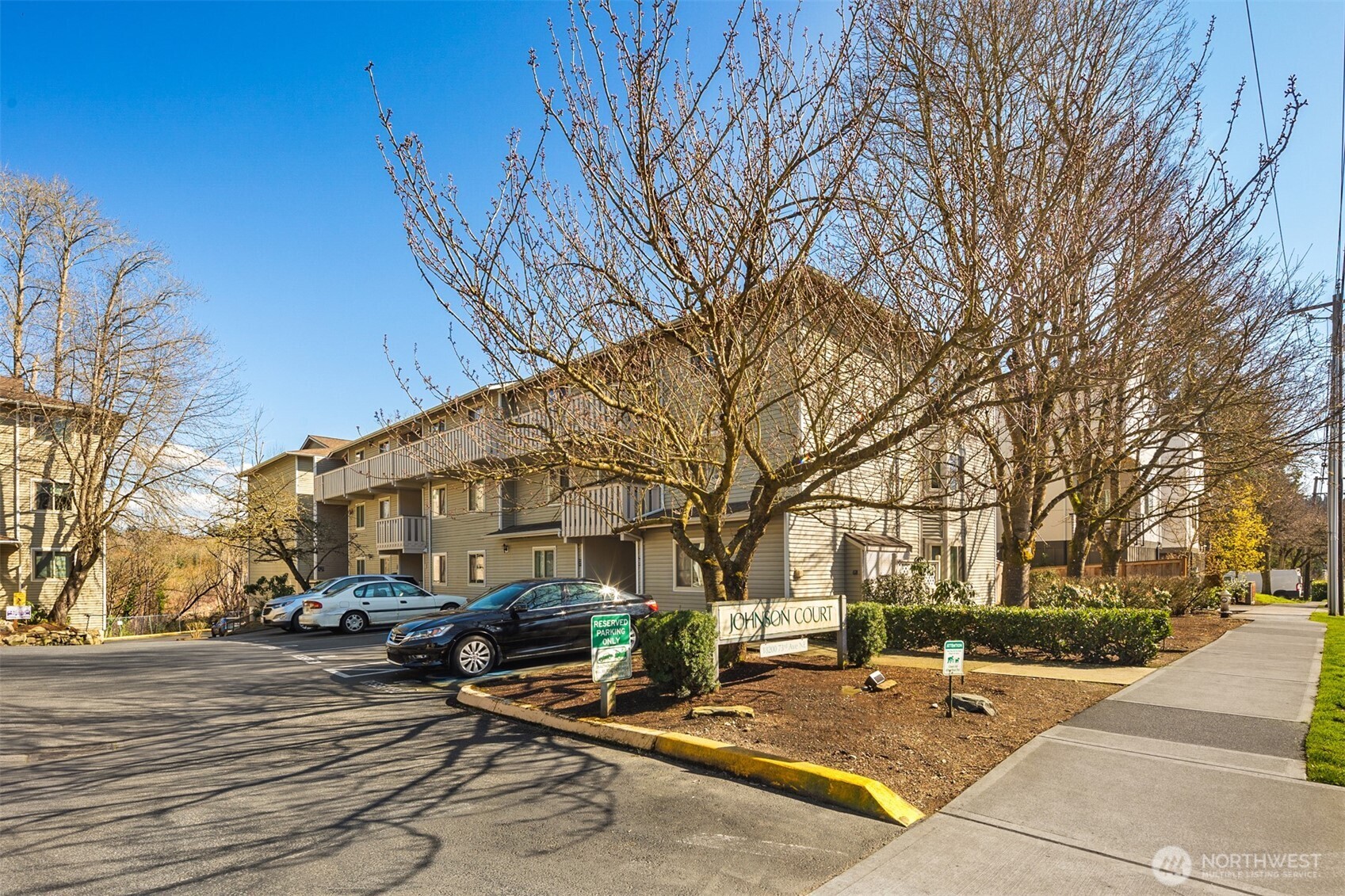 18200 73rd Avenue NE #B103, Kenmore, WA 98028