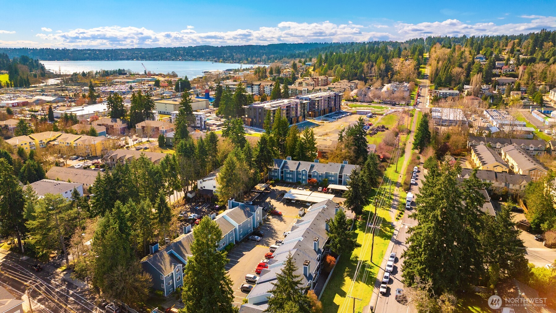 18200 73rd Avenue NE #B103, Kenmore, WA 98028