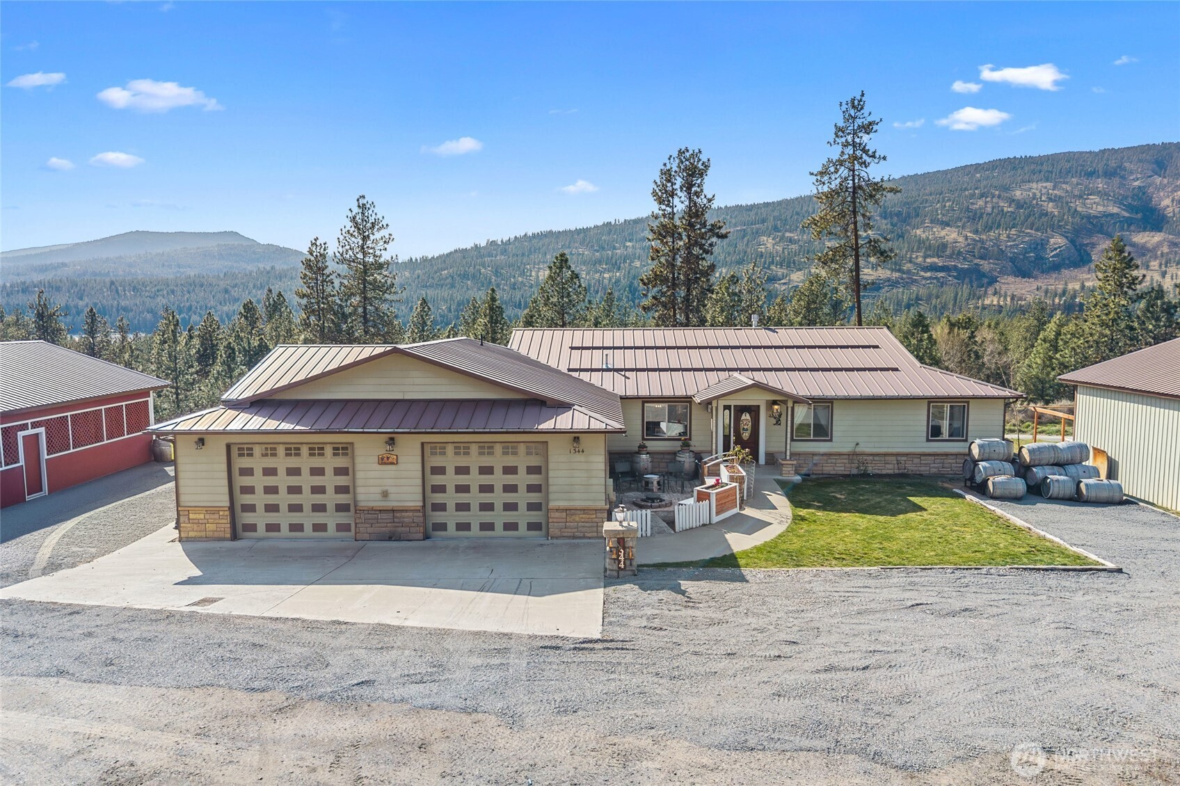 1344 Pine Crest Way , Colville, WA 99141