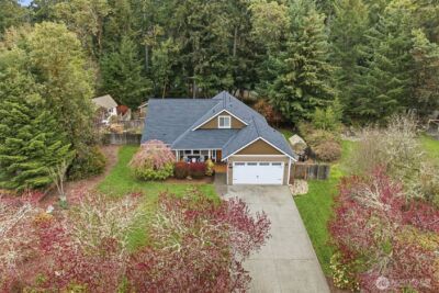 1061 Potlatch Drive , Fox Island, WA 98333