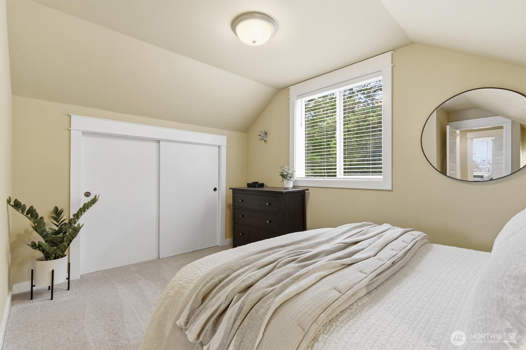 1061 Potlatch Drive , Fox Island, WA 98333