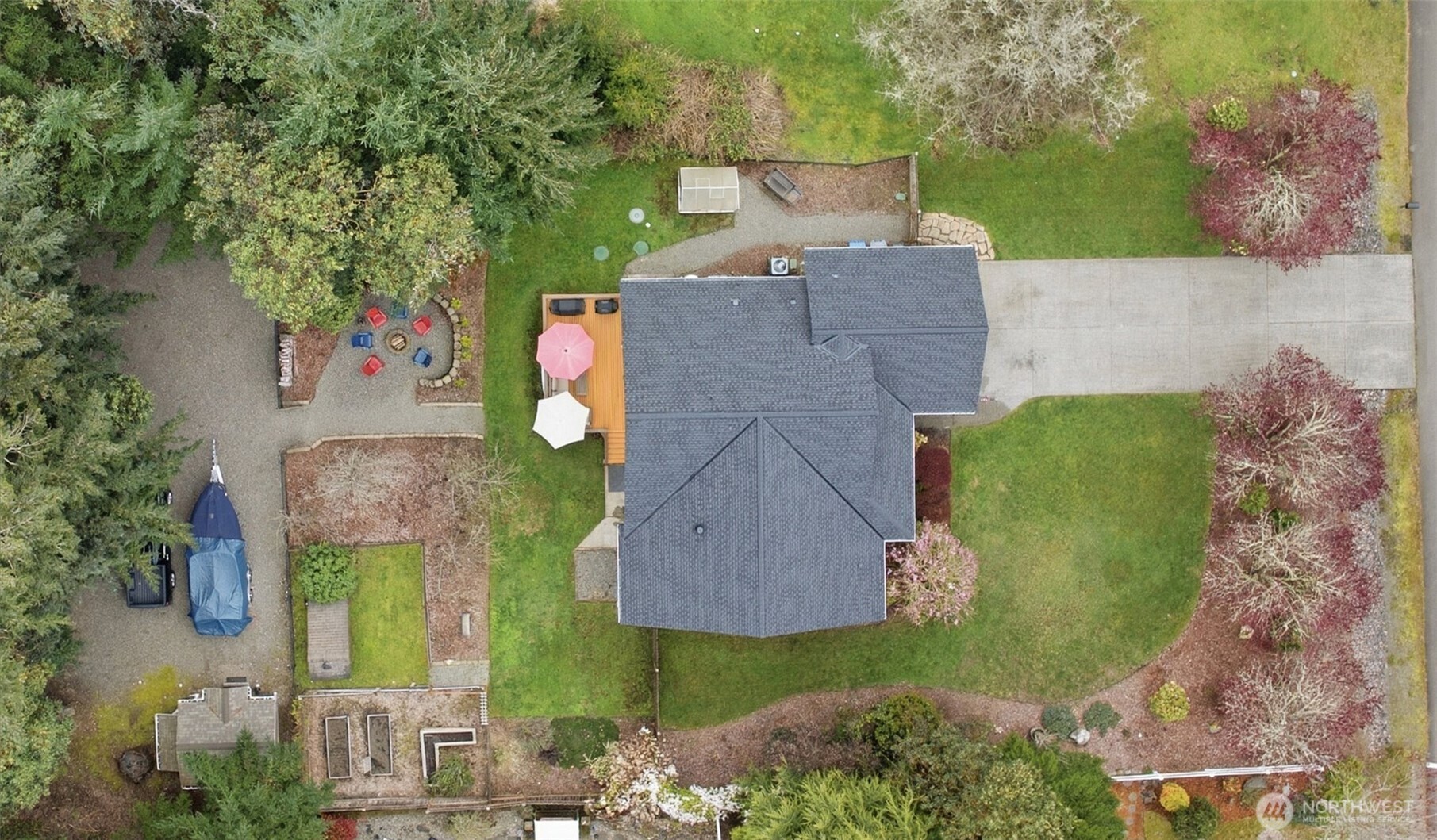 1061 Potlatch Drive , Fox Island, WA 98333
