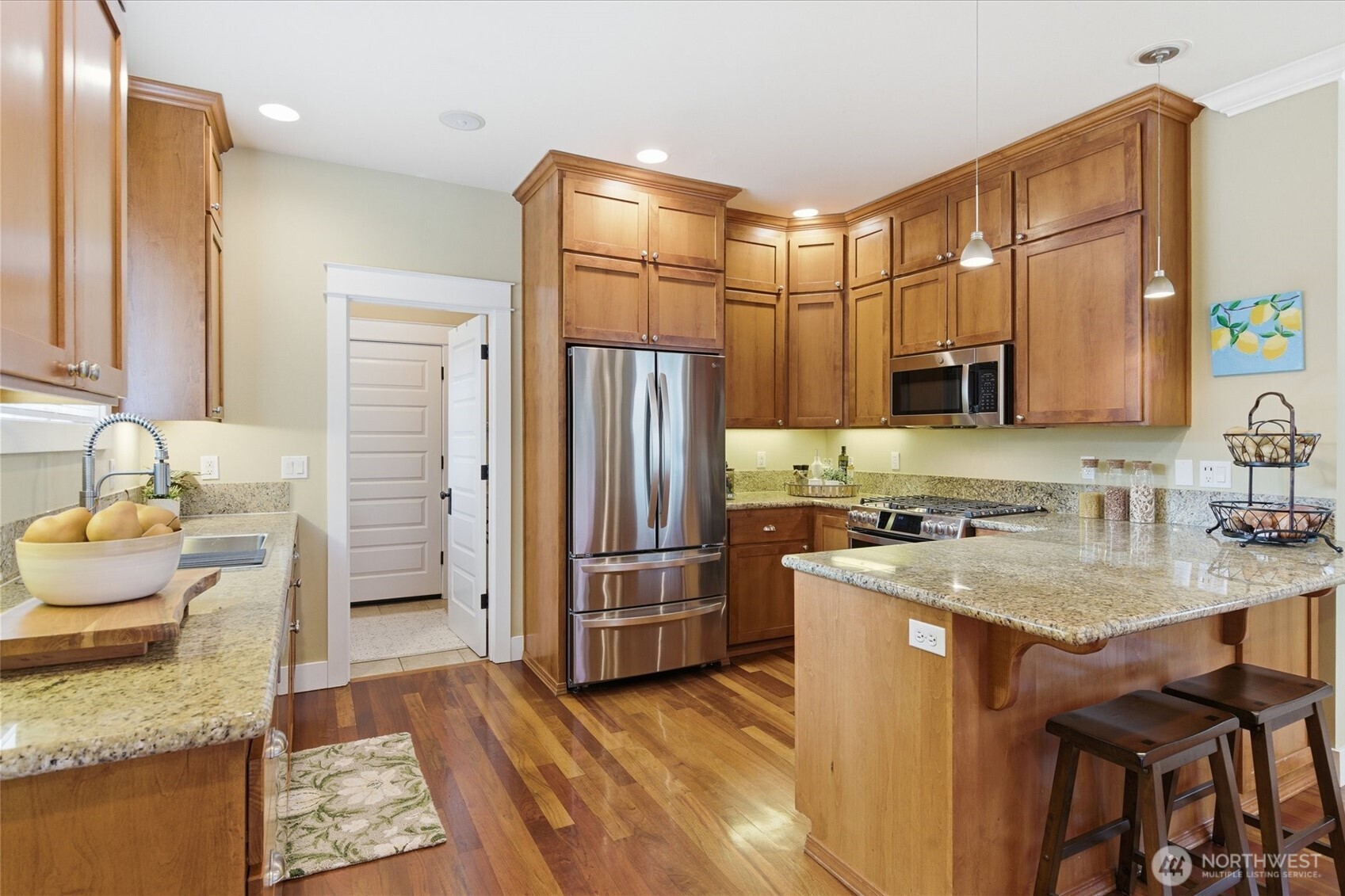 1061 Potlatch Drive , Fox Island, WA 98333