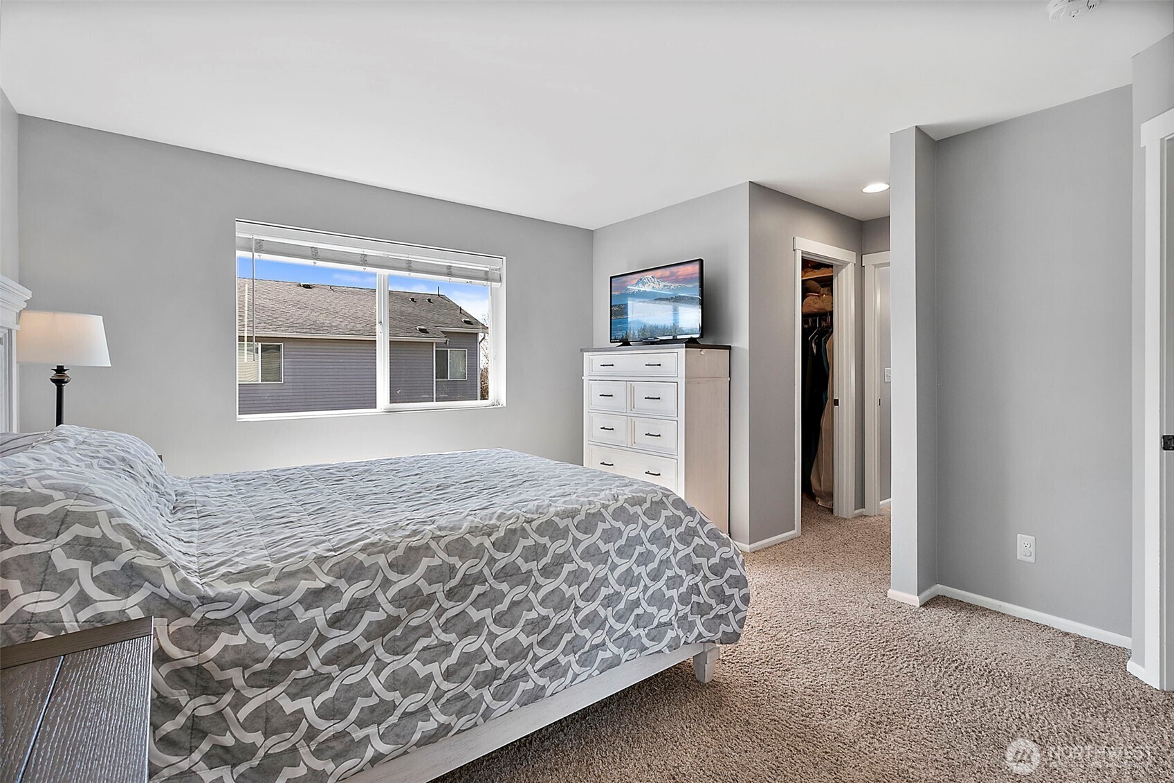 16006 23rd Street E, Lake Tapps, WA 98391