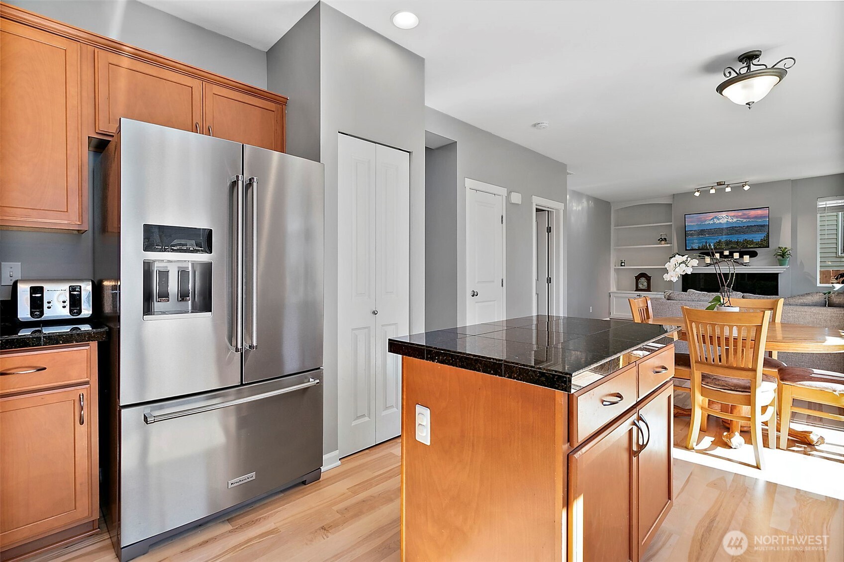 16006 23rd Street E, Lake Tapps, WA 98391