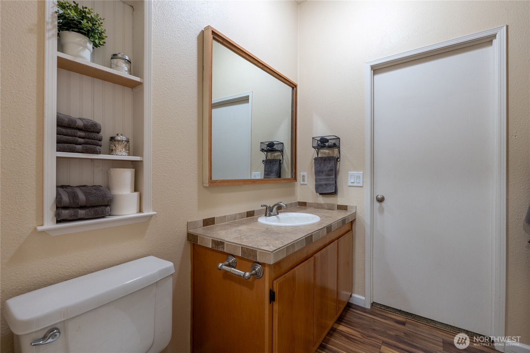 776 Winlock-Vader Road , Winlock, WA 98596