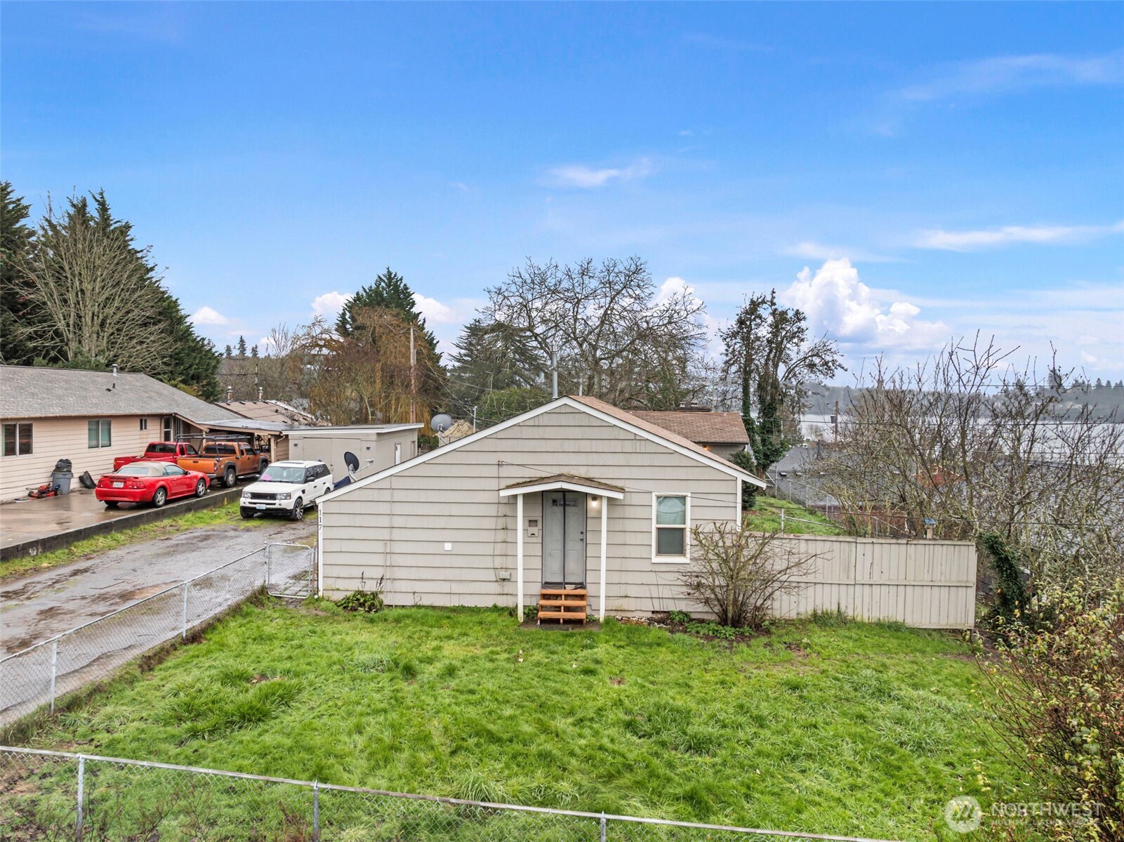 117 Sheridan Road #A & B, Bremerton, WA 98310