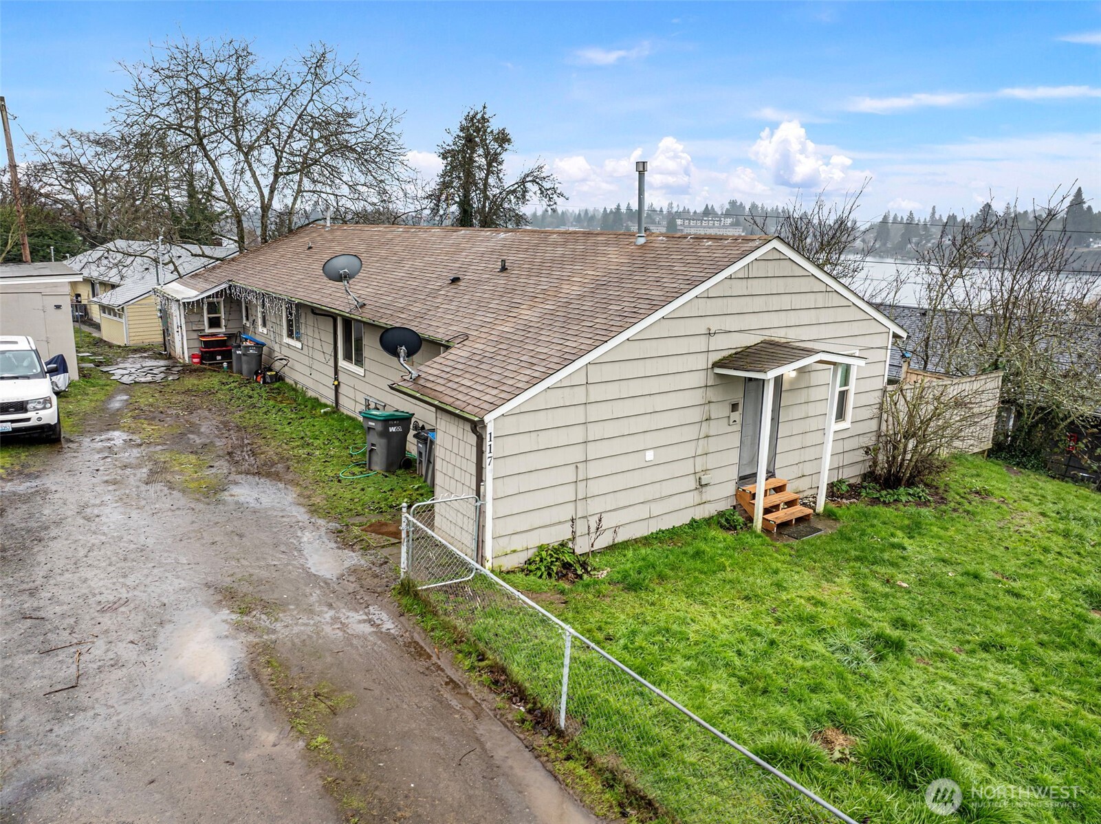 117 Sheridan Road #A & B, Bremerton, WA 98310
