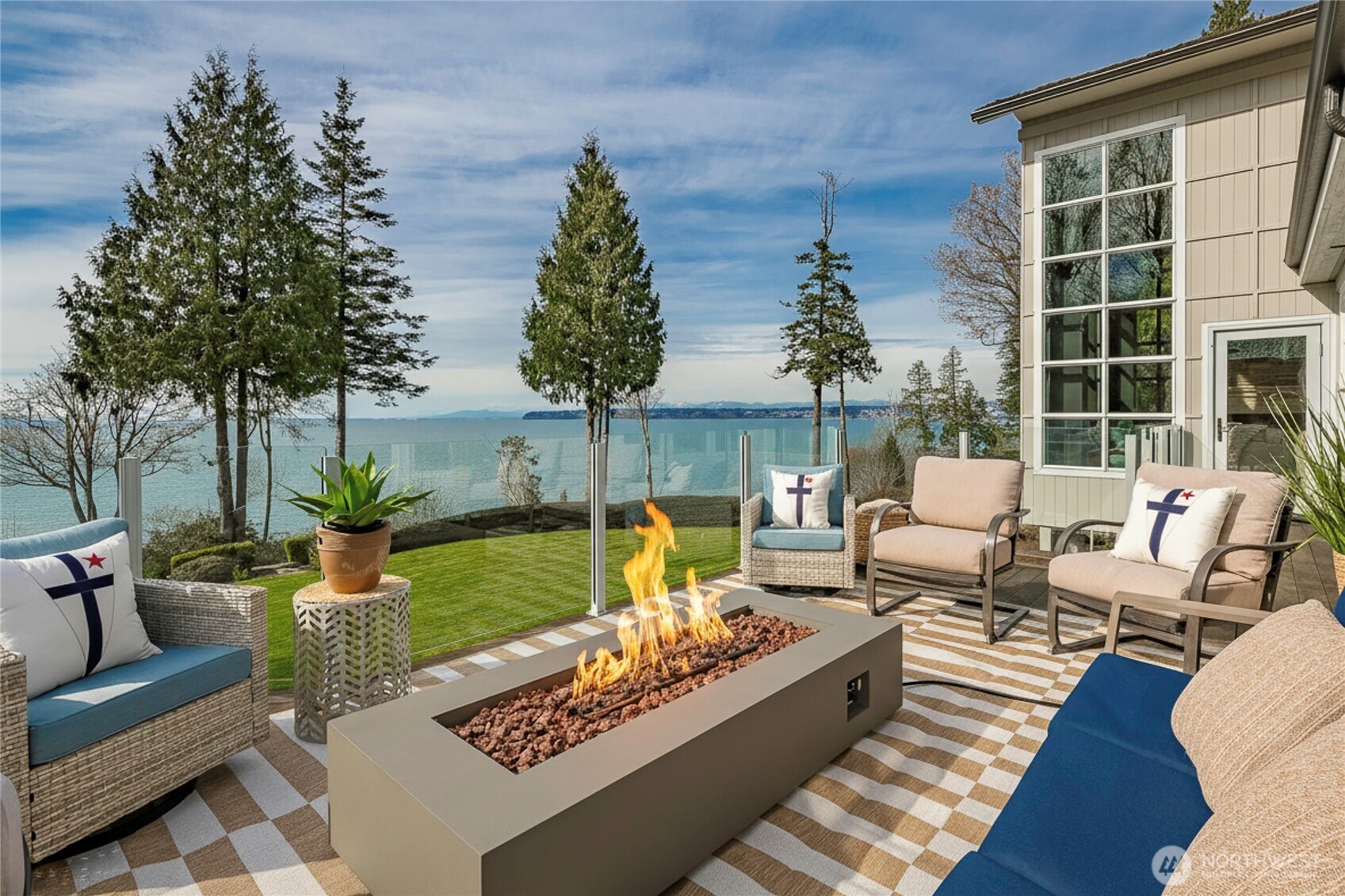 9045 Shearwater Road , Blaine, WA 98230