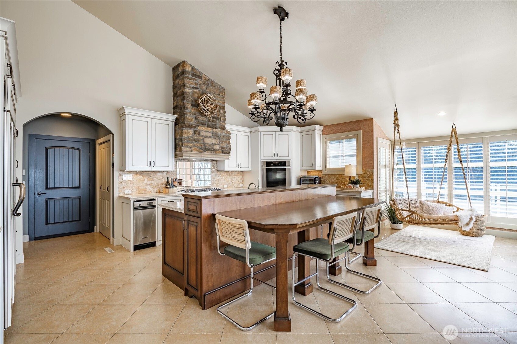 9045 Shearwater Road , Blaine, WA 98230