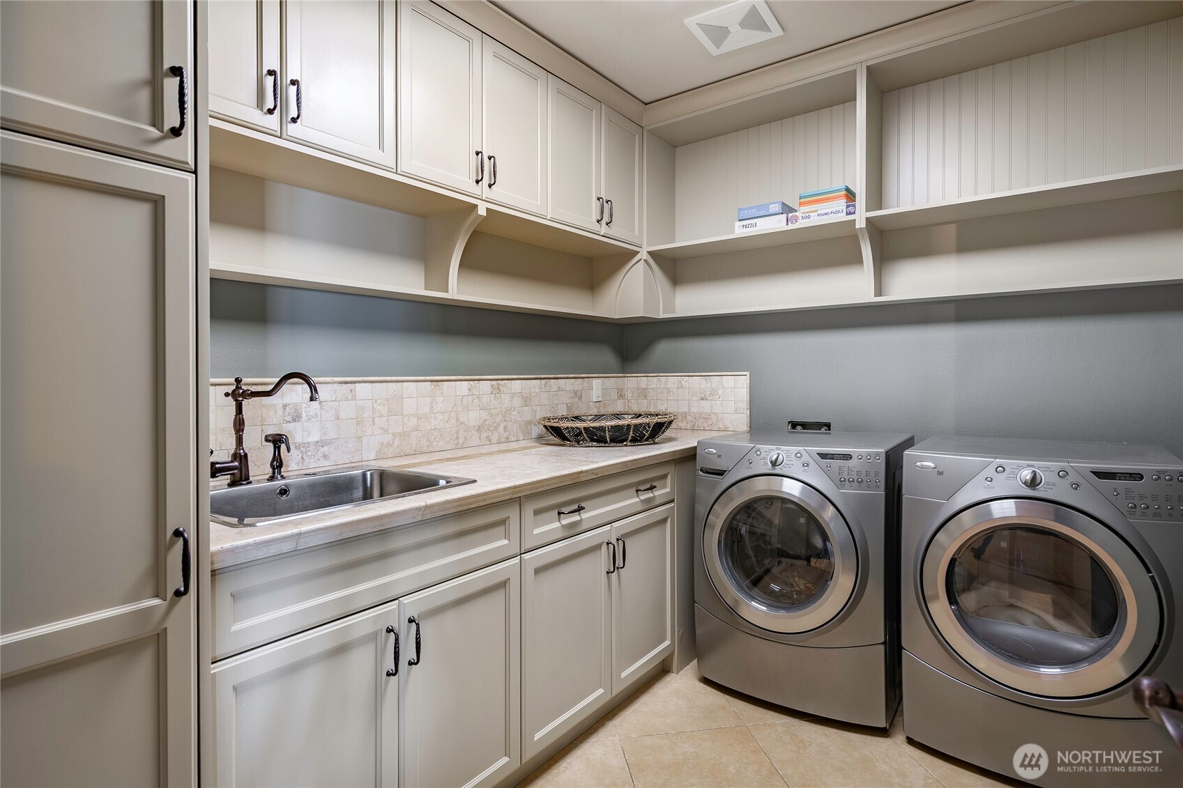 9045 Shearwater Road , Blaine, WA 98230