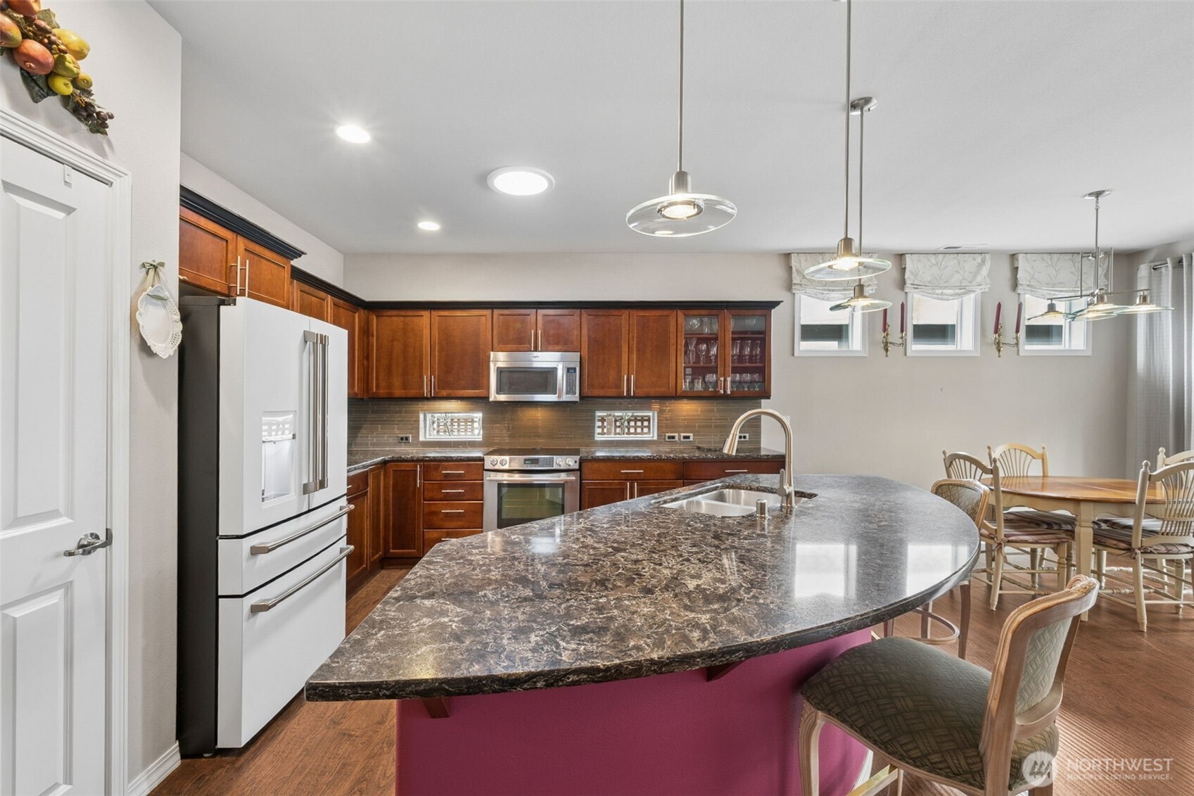 14509 Knoll Park Drive E, Bonney Lake, WA 98391