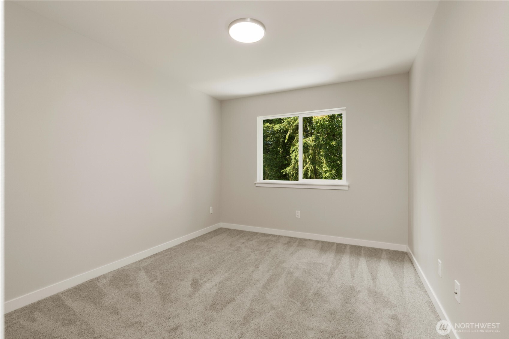 1120 131st Street SE #B, Everett, WA 98208