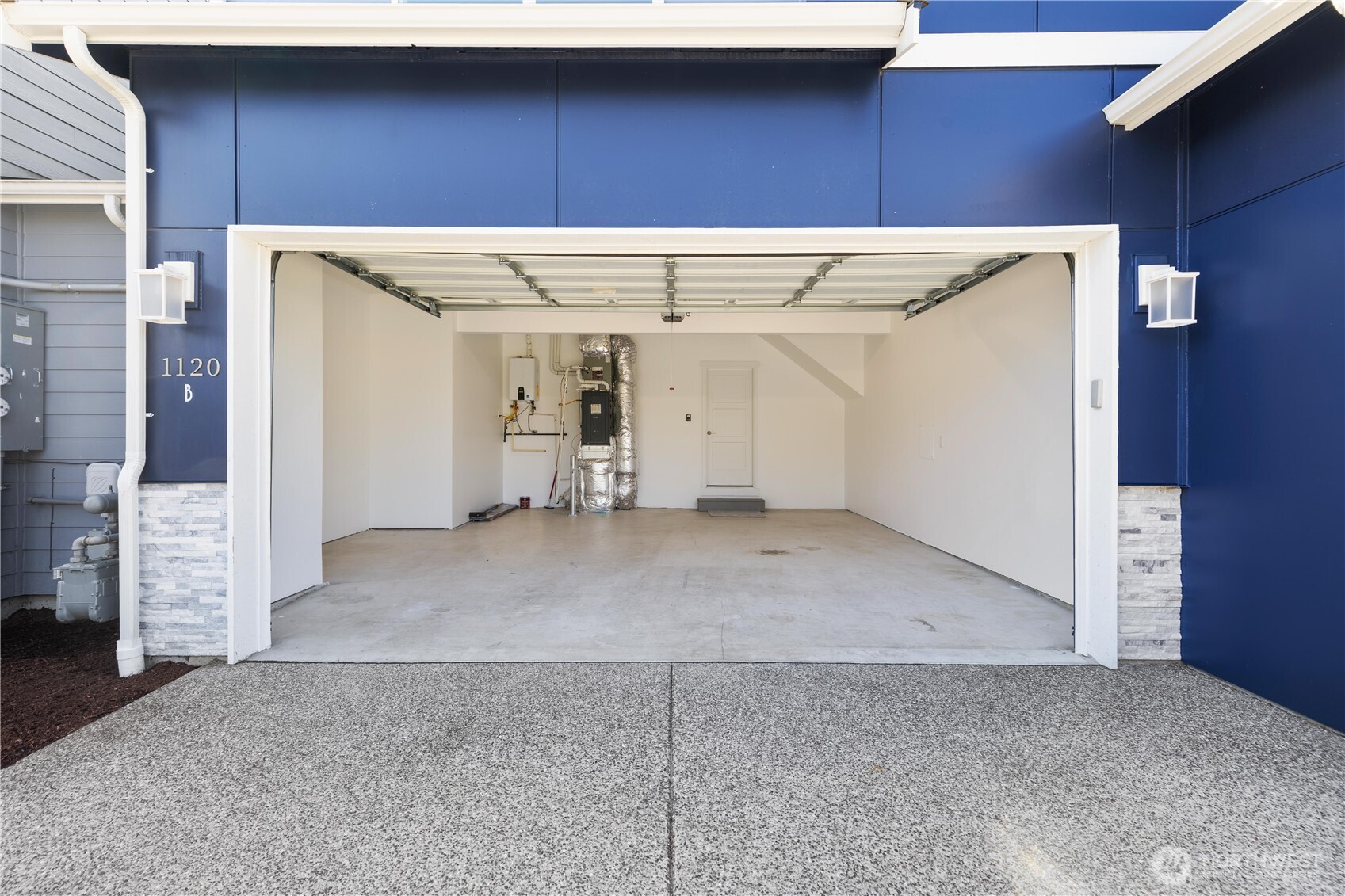 1120 131st Street SE #B, Everett, WA 98208