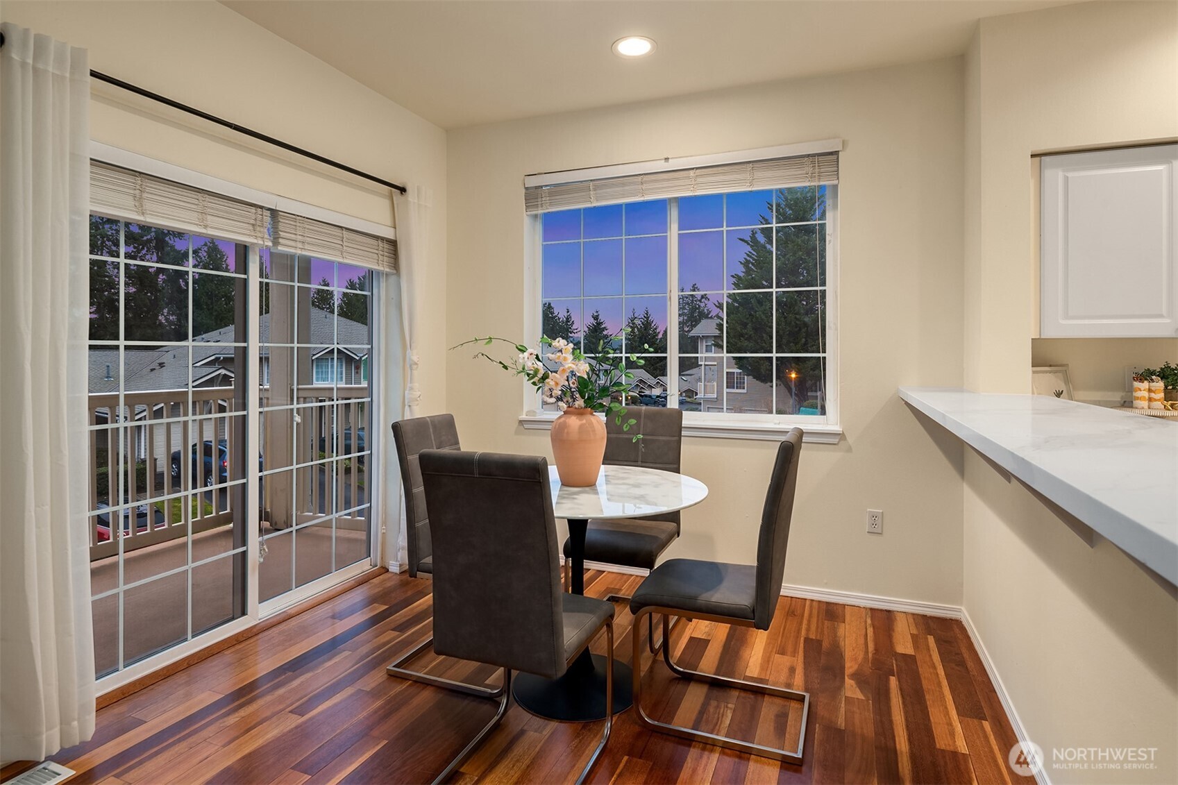 18646 NE 57th Way , Redmond, WA 98052