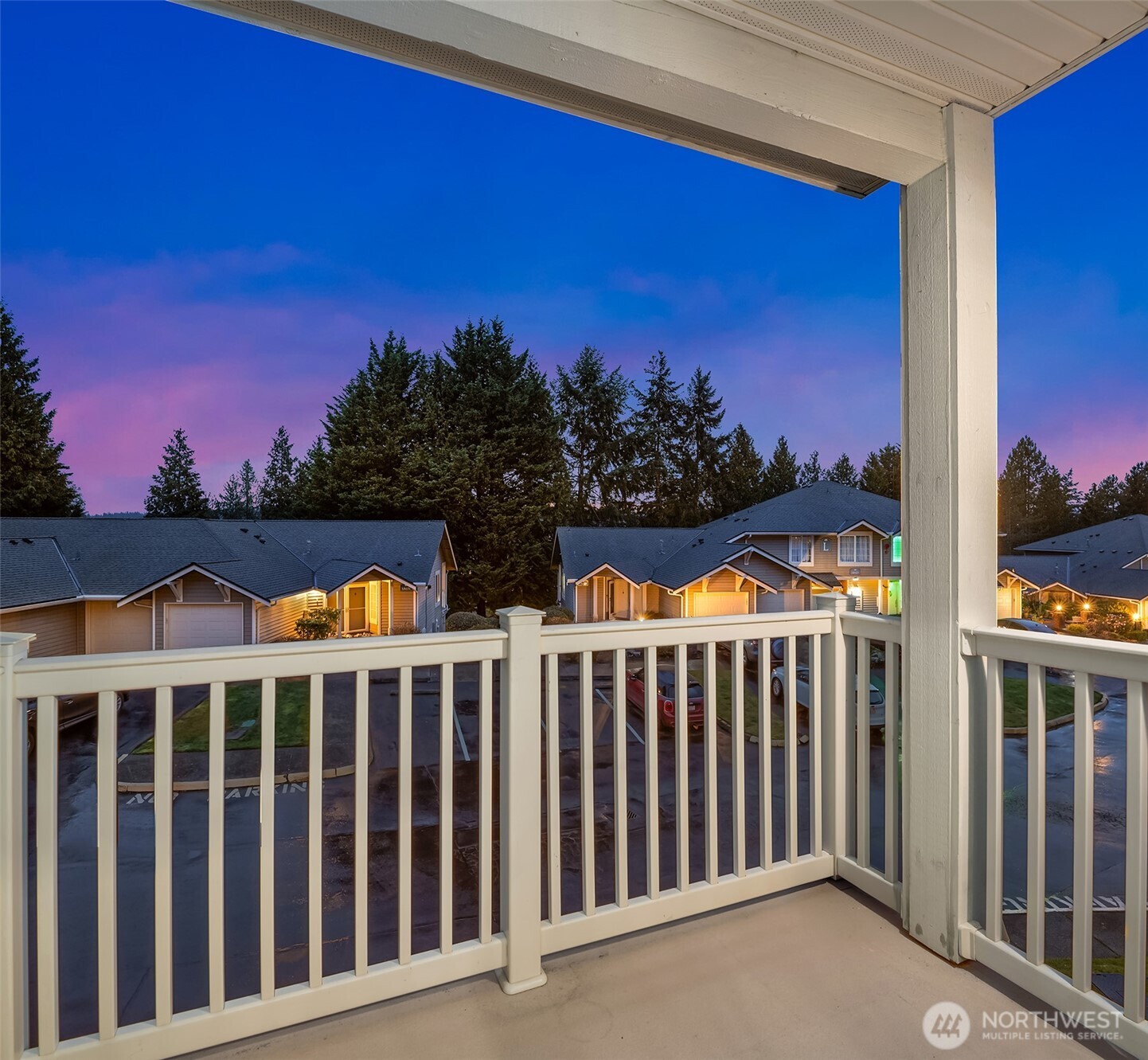 18646 NE 57th Way , Redmond, WA 98052