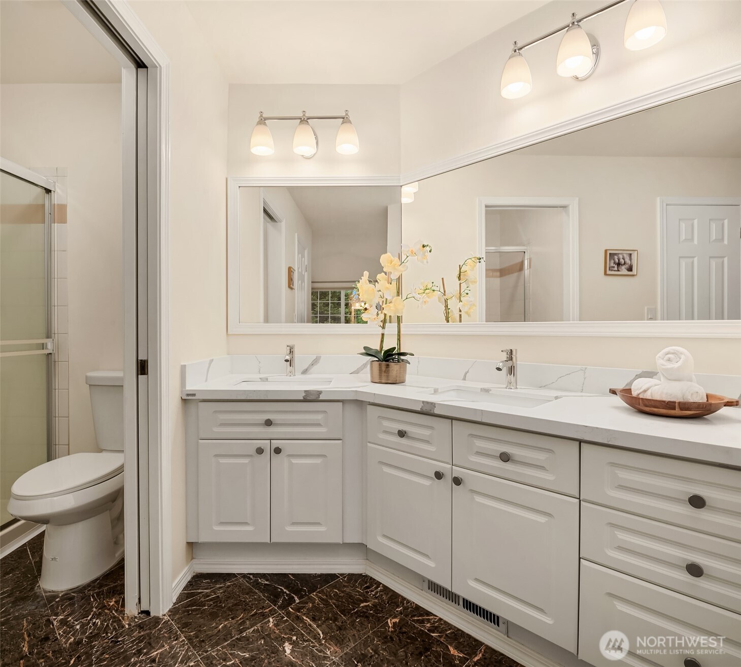 18646 NE 57th Way , Redmond, WA 98052