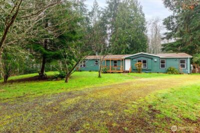 1140 Sherwood Lane , Greenbank, WA 98253