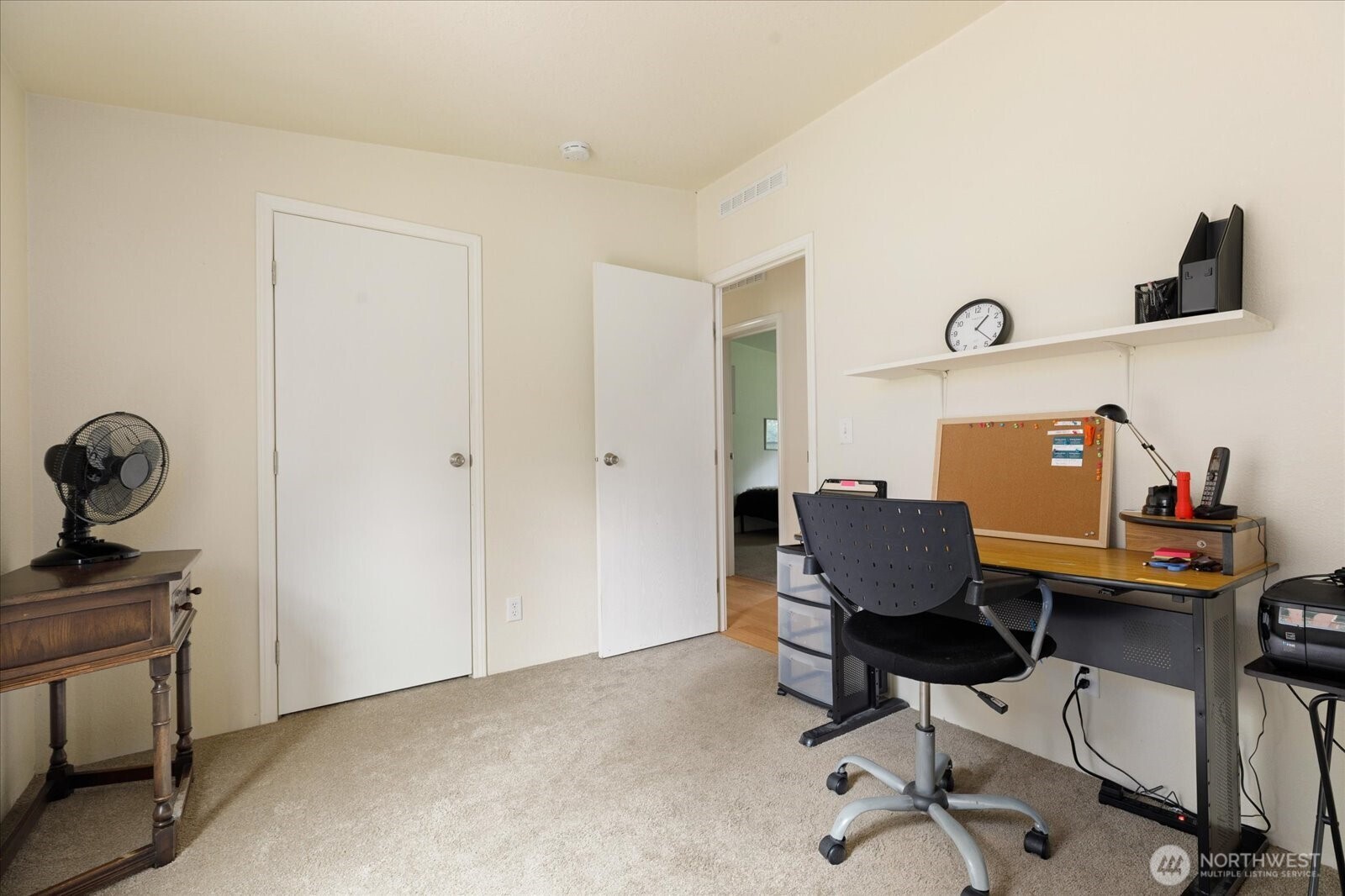 1140 Sherwood Lane , Greenbank, WA 98253