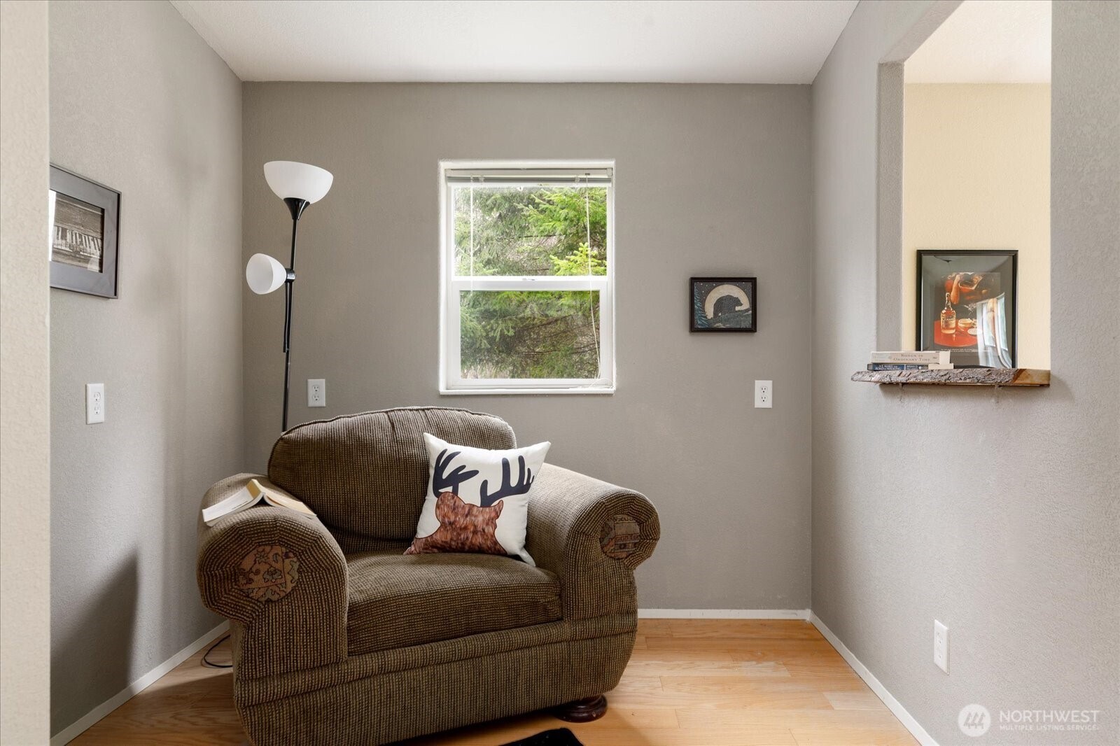 1140 Sherwood Lane , Greenbank, WA 98253