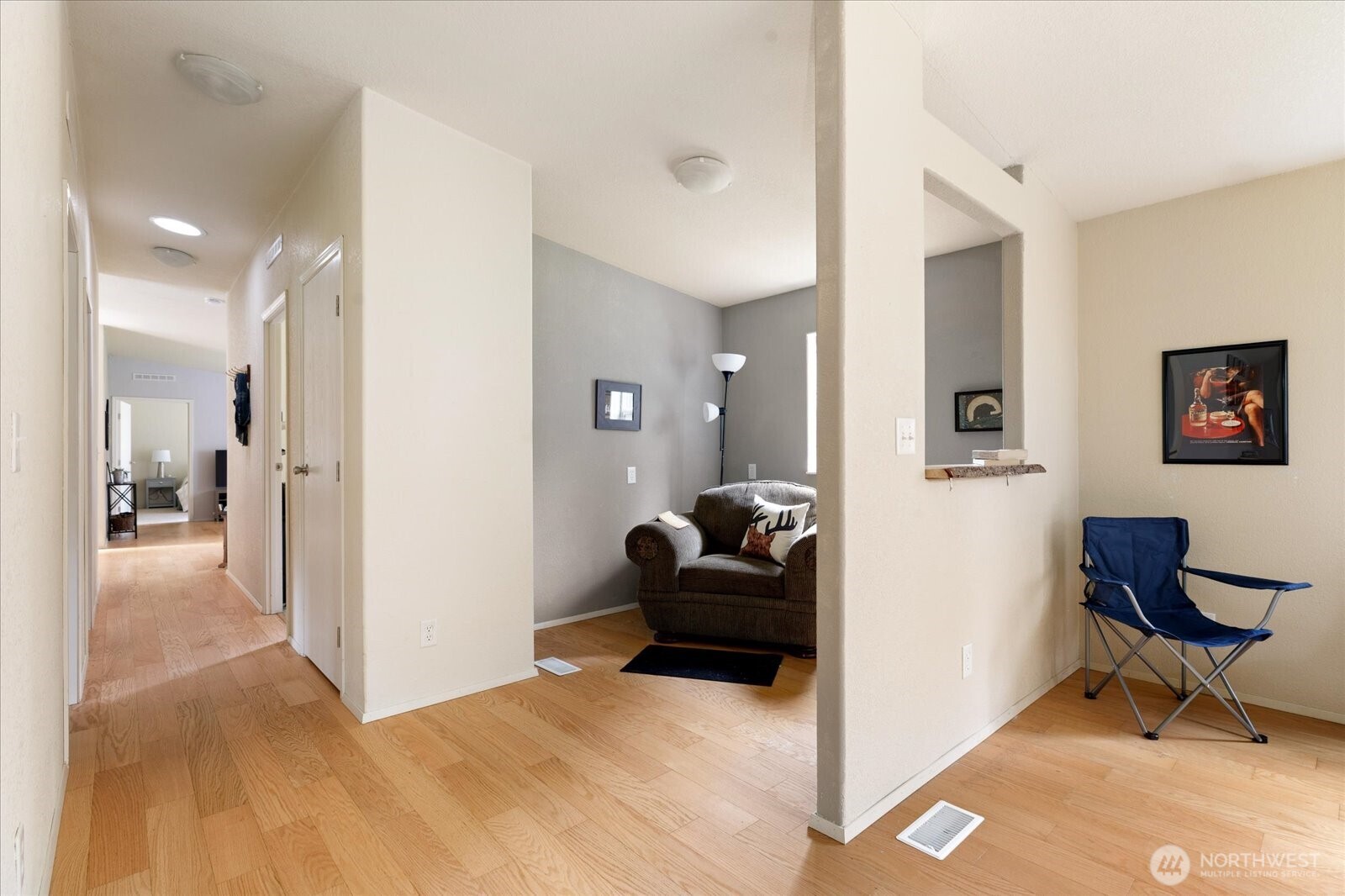 1140 Sherwood Lane , Greenbank, WA 98253