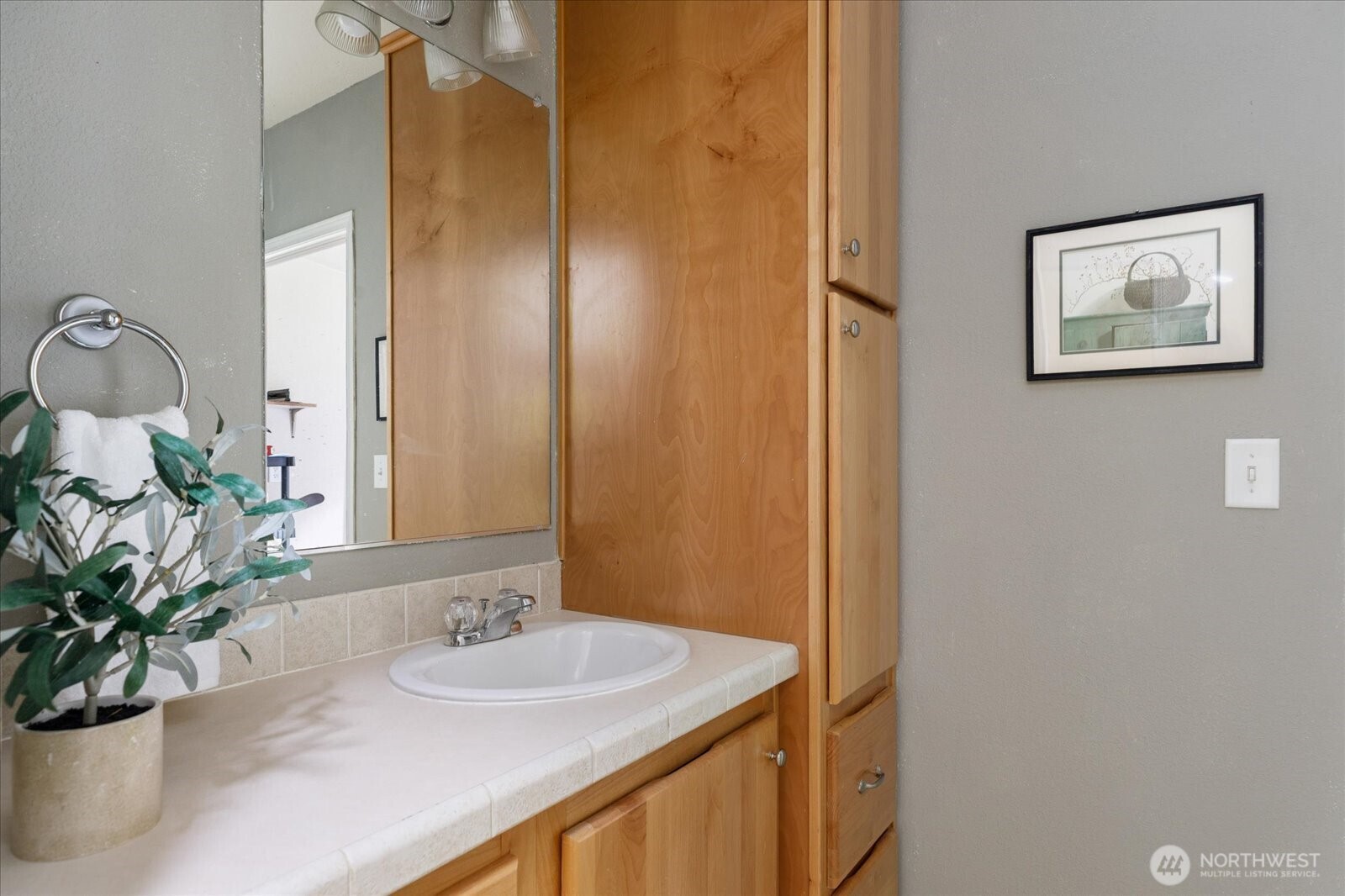 1140 Sherwood Lane , Greenbank, WA 98253