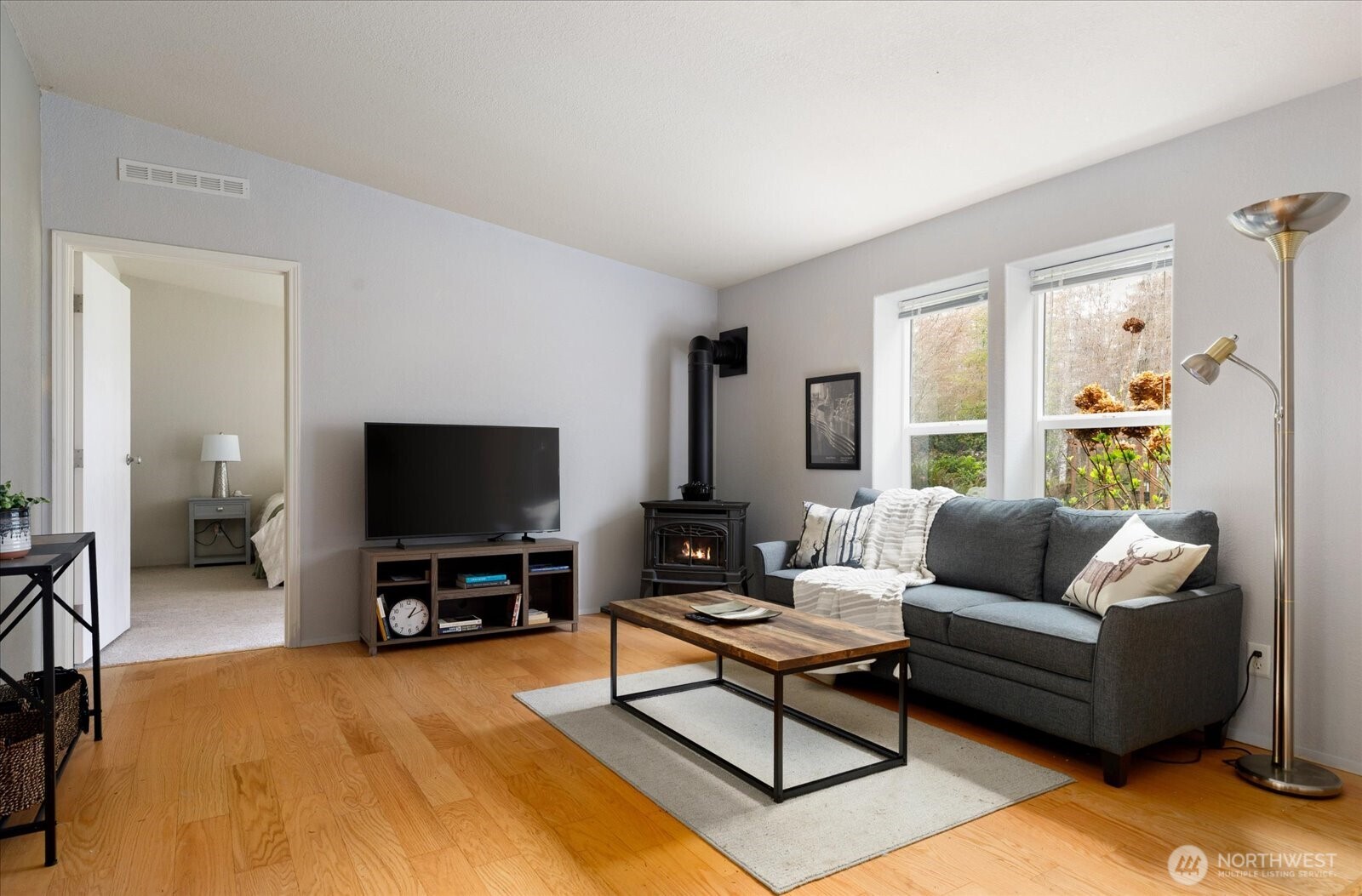 1140 Sherwood Lane , Greenbank, WA 98253