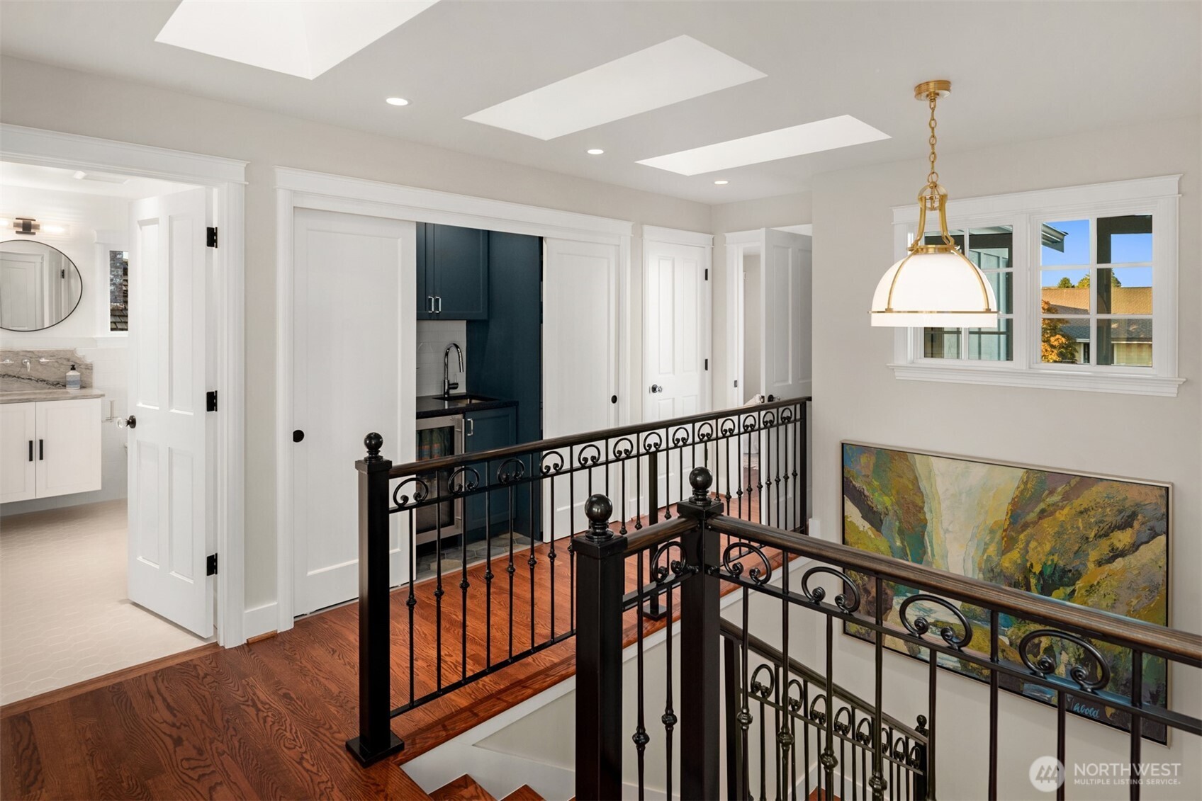 1915 35th Avenue W, Seattle, WA 98199