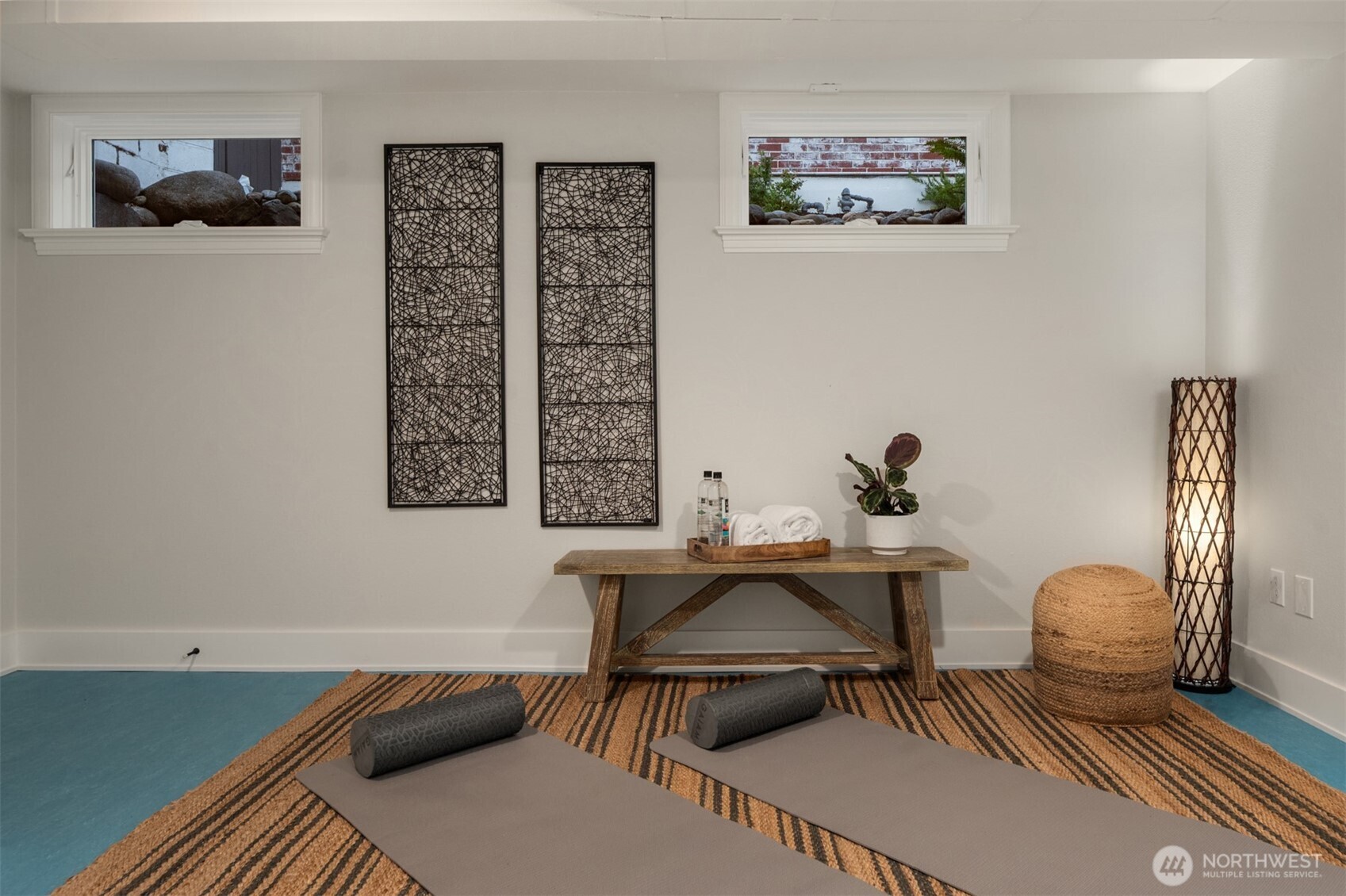 1915 35th Avenue W, Seattle, WA 98199