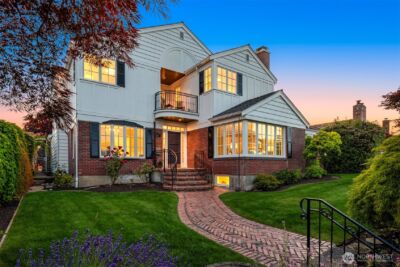 1915 35th Avenue W, Seattle, WA 98199 - Photo 3