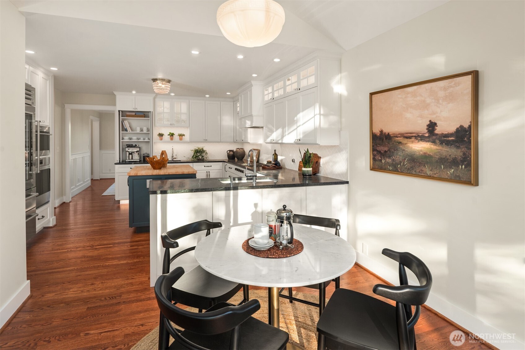 1915 35th Avenue W, Seattle, WA 98199