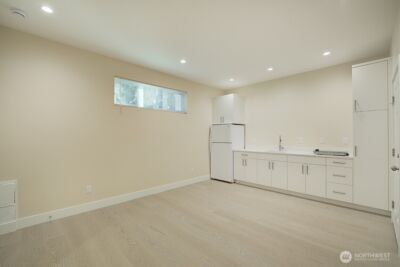 1210 NE 95th Street #B, Seattle, WA 98115 - Photo 3