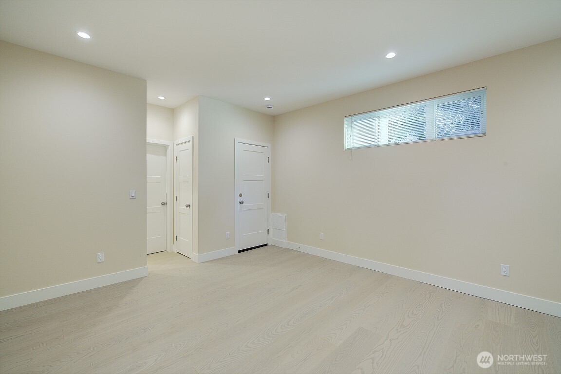 1210 NE 95th Street #B, Seattle, WA 98115