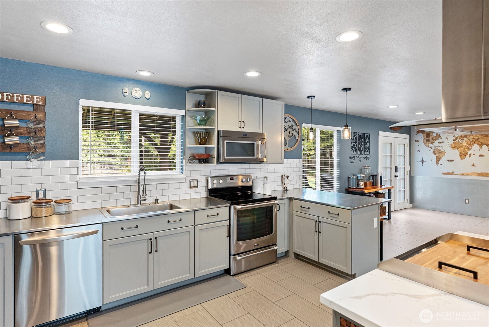 5571 SE Nelson Road , Olalla, WA 98359