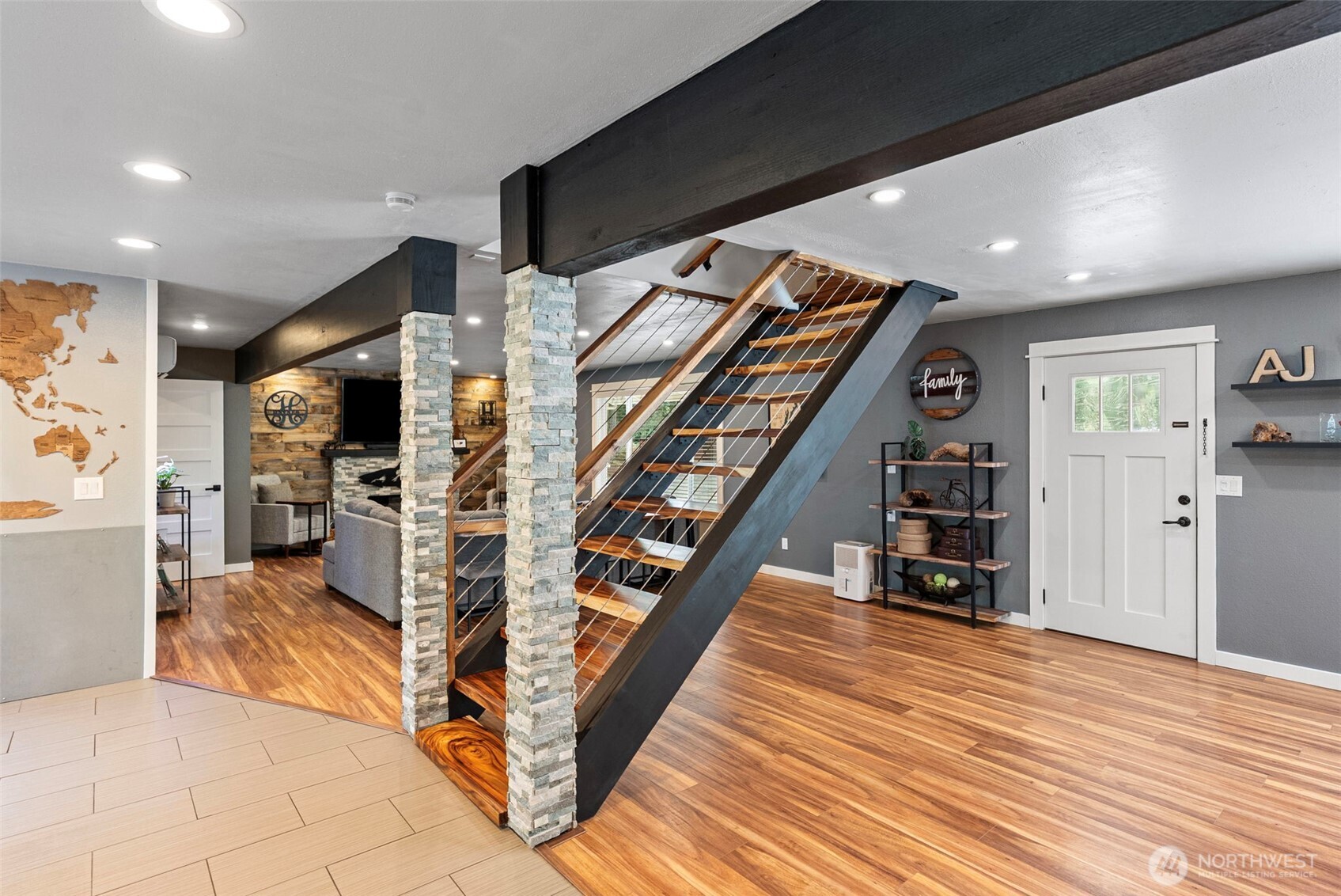 5571 SE Nelson Road , Olalla, WA 98359