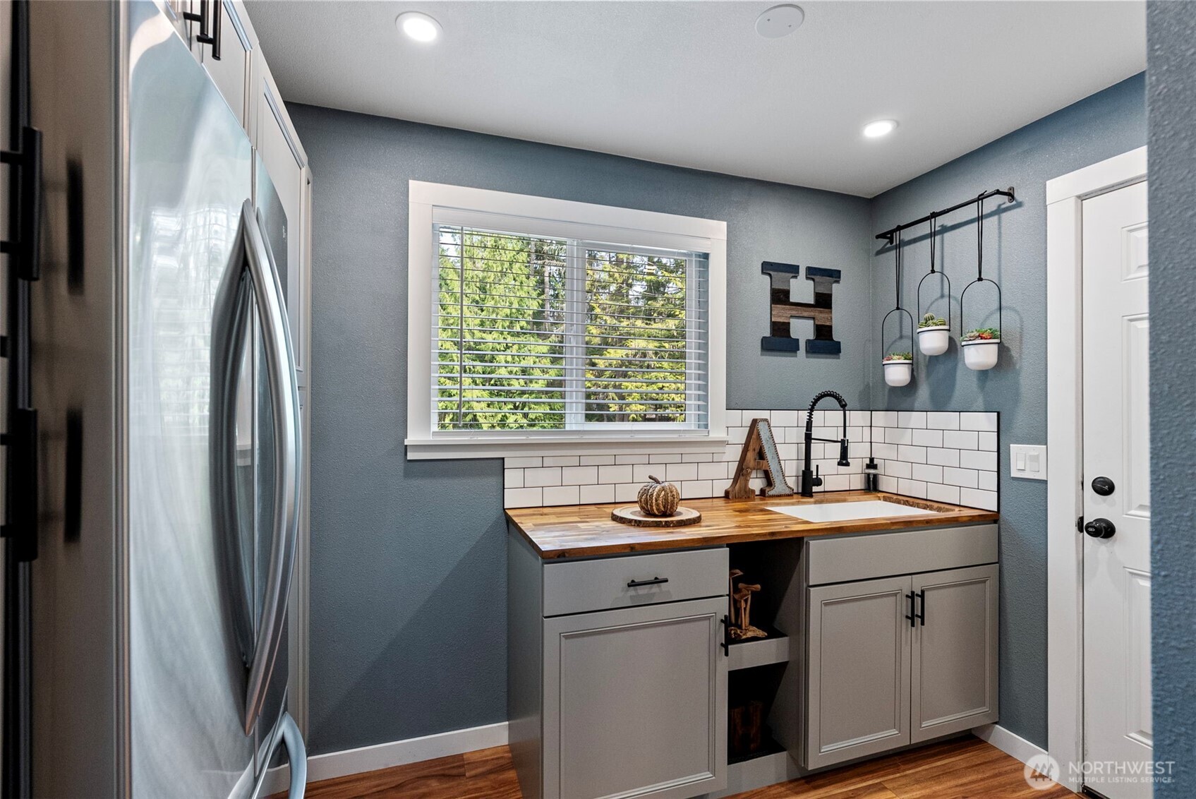 5571 SE Nelson Road , Olalla, WA 98359