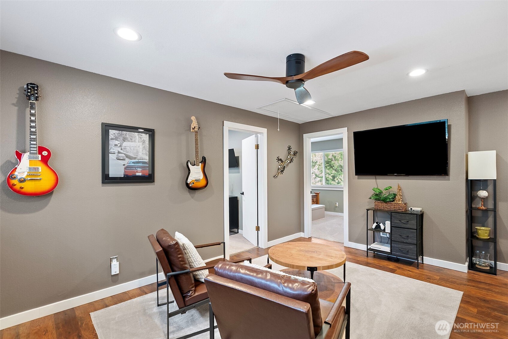 5571 SE Nelson Road , Olalla, WA 98359