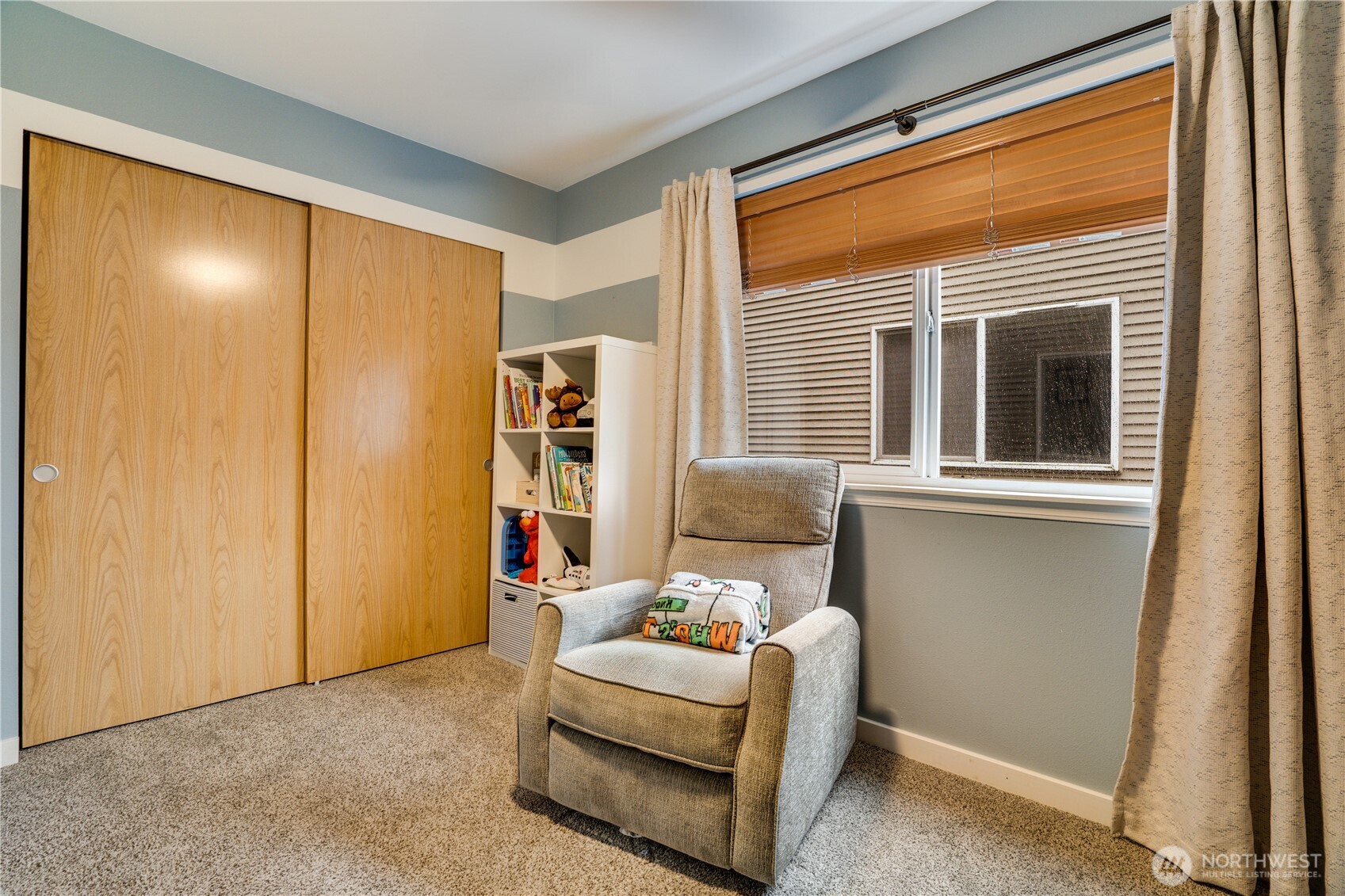 10319 Midvale Avenue N #A, Seattle, WA 98133