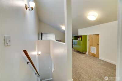 10319 Midvale Avenue N #A, Seattle, WA 98133 - Photo 23