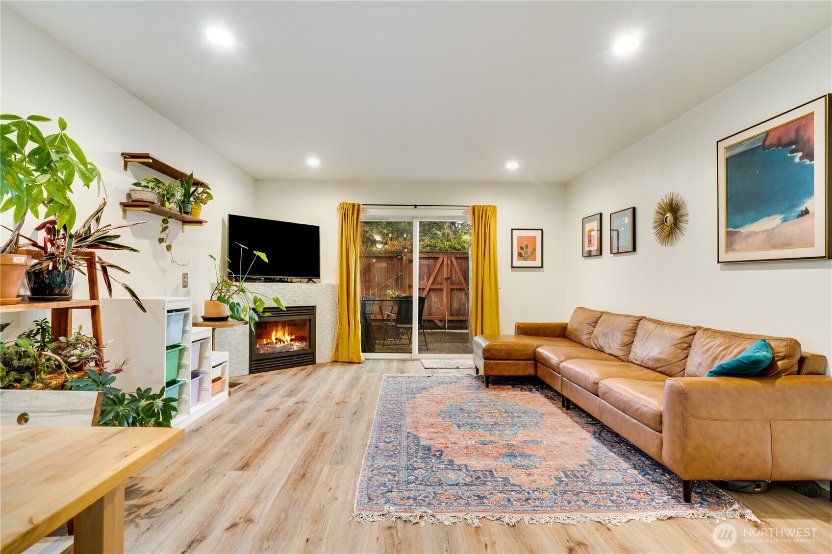 10319 Midvale Avenue N #A, Seattle, WA 98133