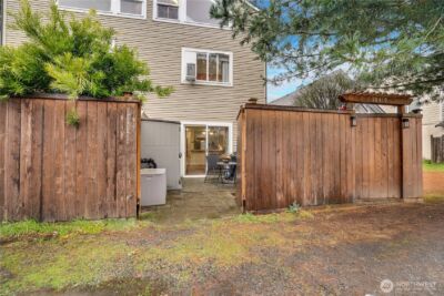 10319 Midvale Avenue N #A, Seattle, WA 98133 - Photo 33