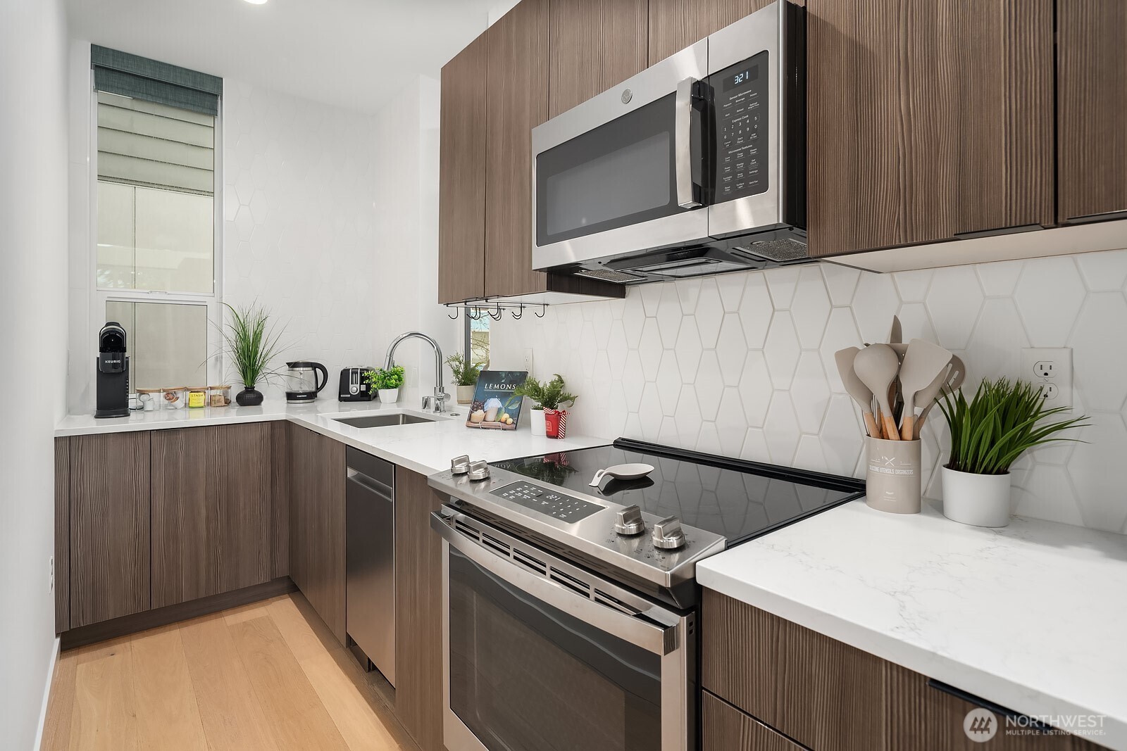 1406 21st Avenue #A, Seattle, WA 98122