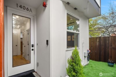 1406 21st Avenue #A, Seattle, WA 98122 - Photo 3