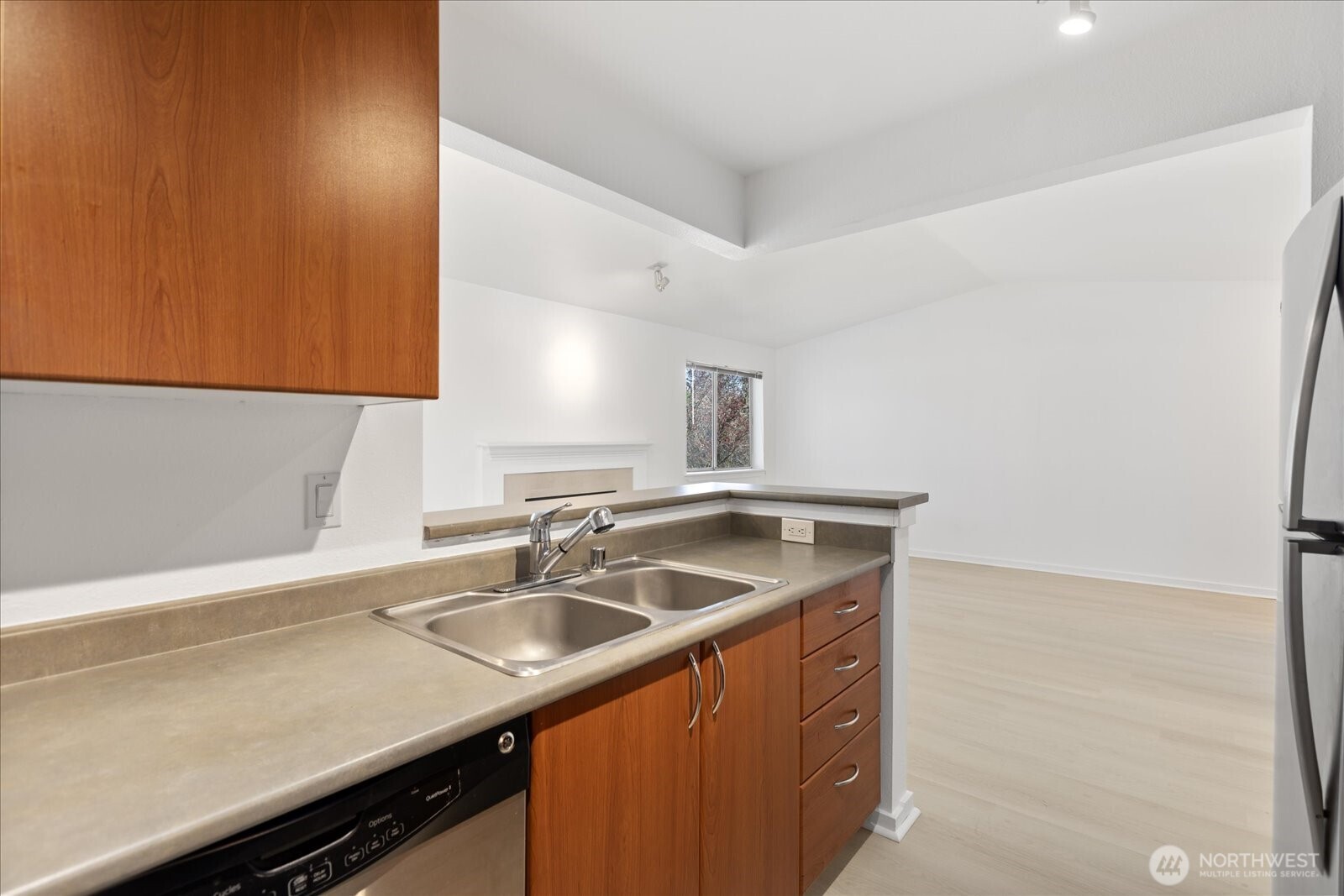 15415 35th Avenue W #C301, Lynnwood, WA 98087