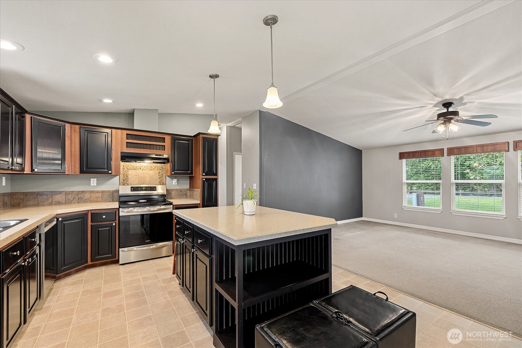 37273 Cape Horn Road , Sedro Woolley, WA 98284