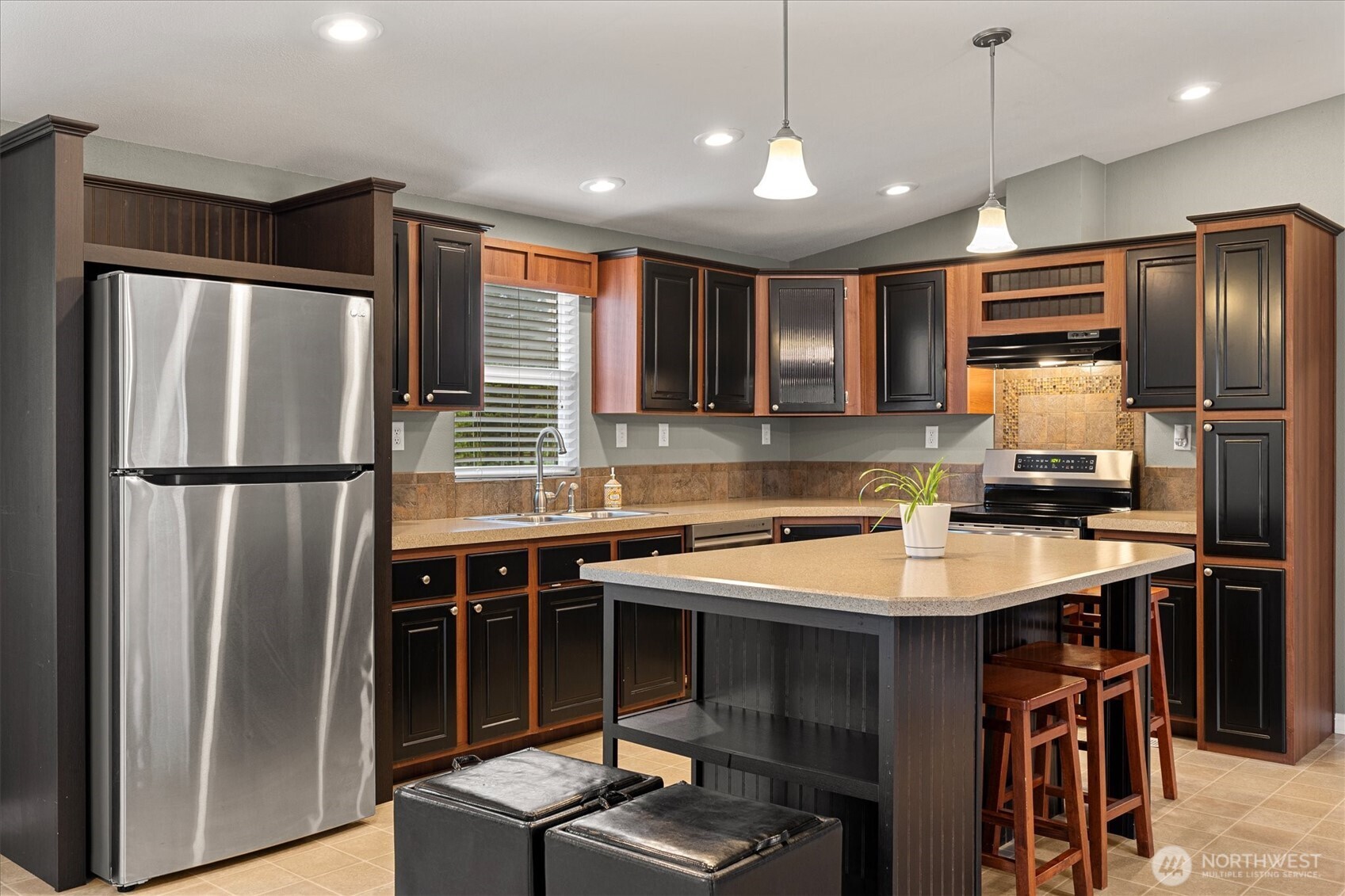 37273 Cape Horn Road , Sedro Woolley, WA 98284