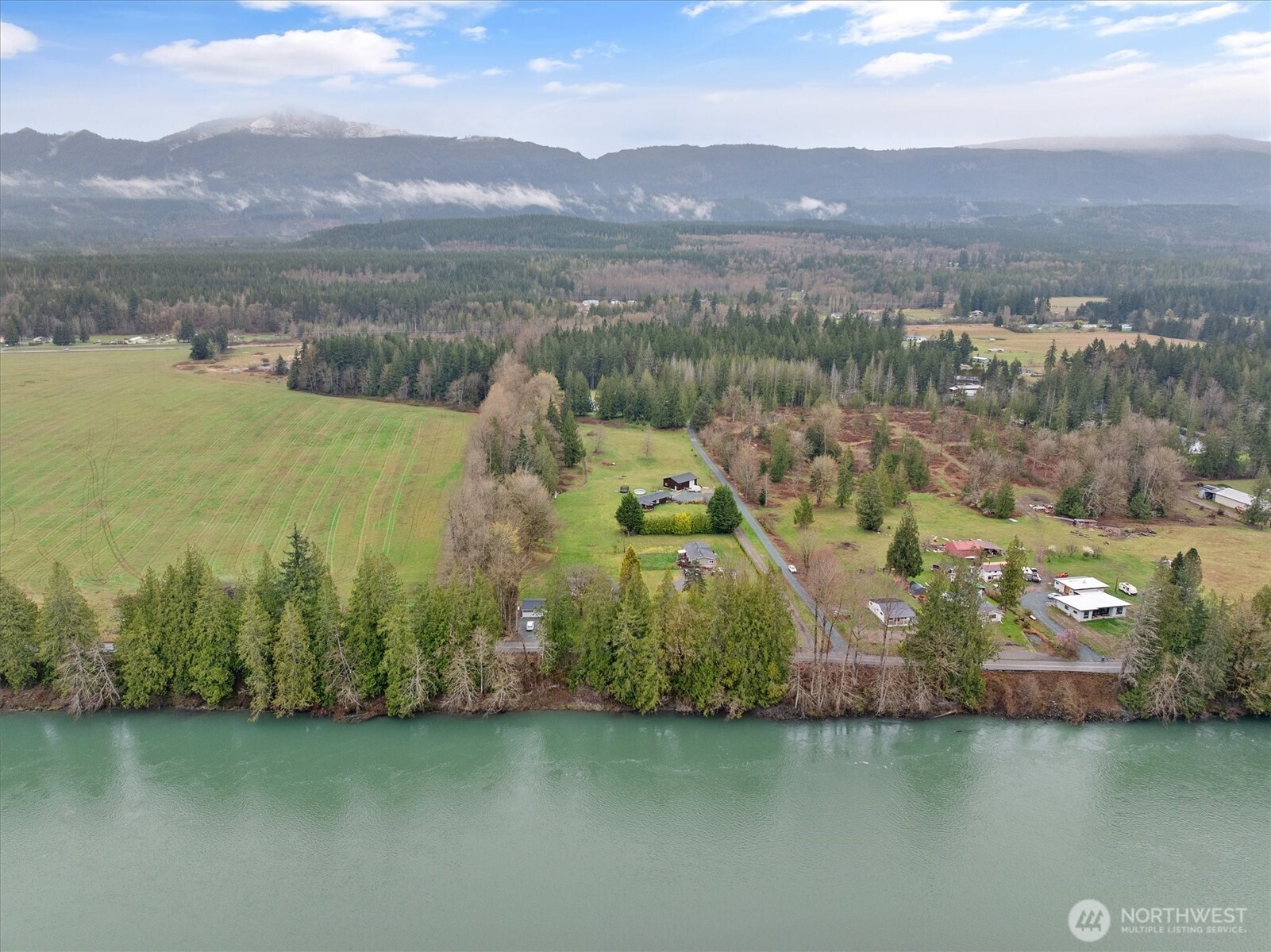 37273 Cape Horn Road , Sedro Woolley, WA 98284