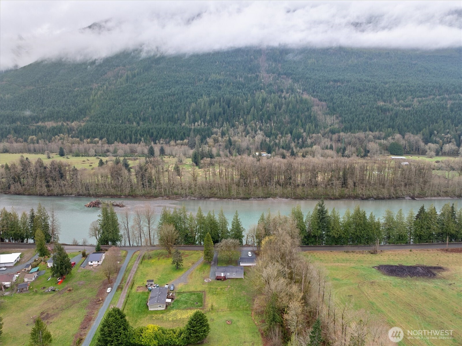 37273 Cape Horn Road , Sedro Woolley, WA 98284