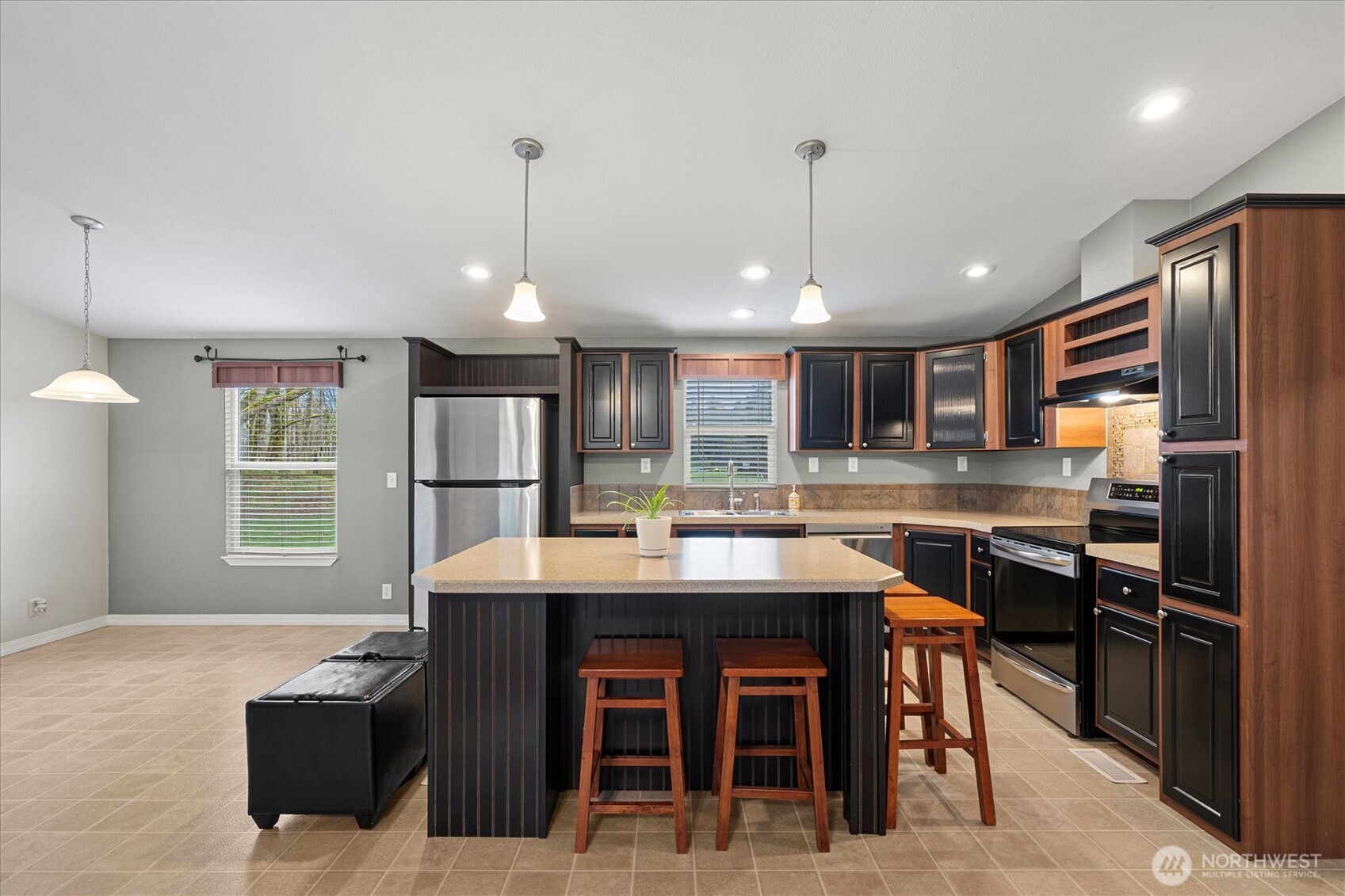 37273 Cape Horn Road , Sedro Woolley, WA 98284